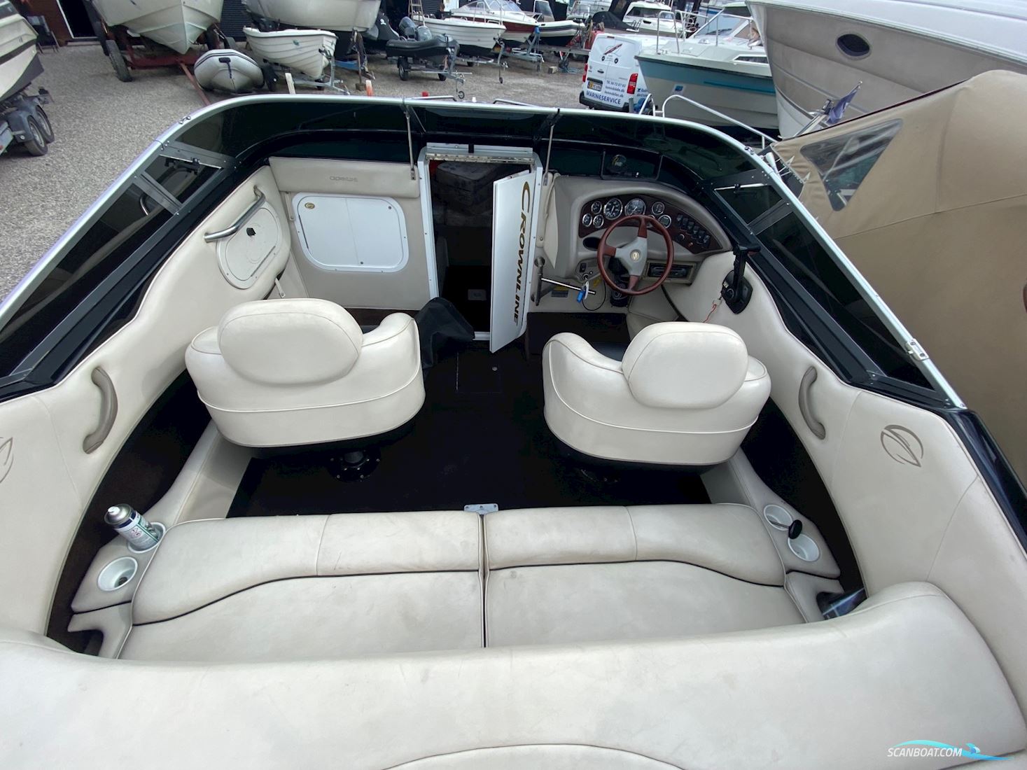 Crownline 225CR