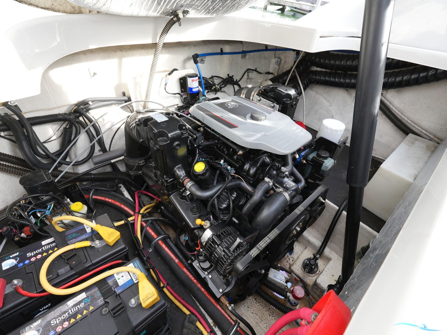 Crownline 265 SS
