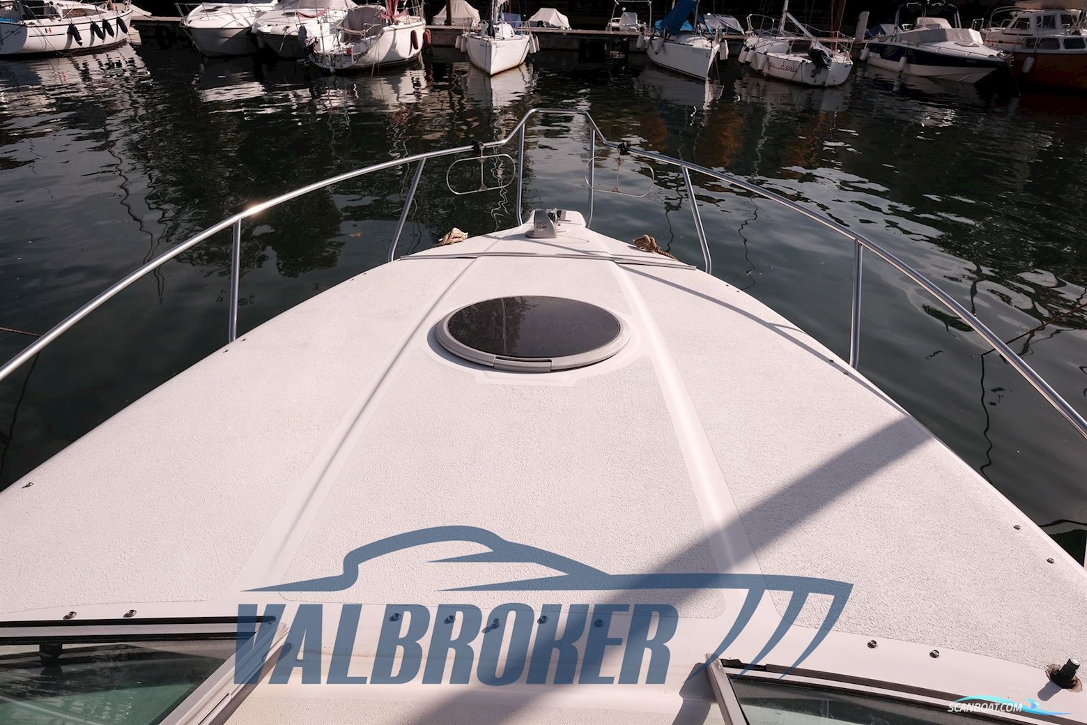 Crownline 268 CR