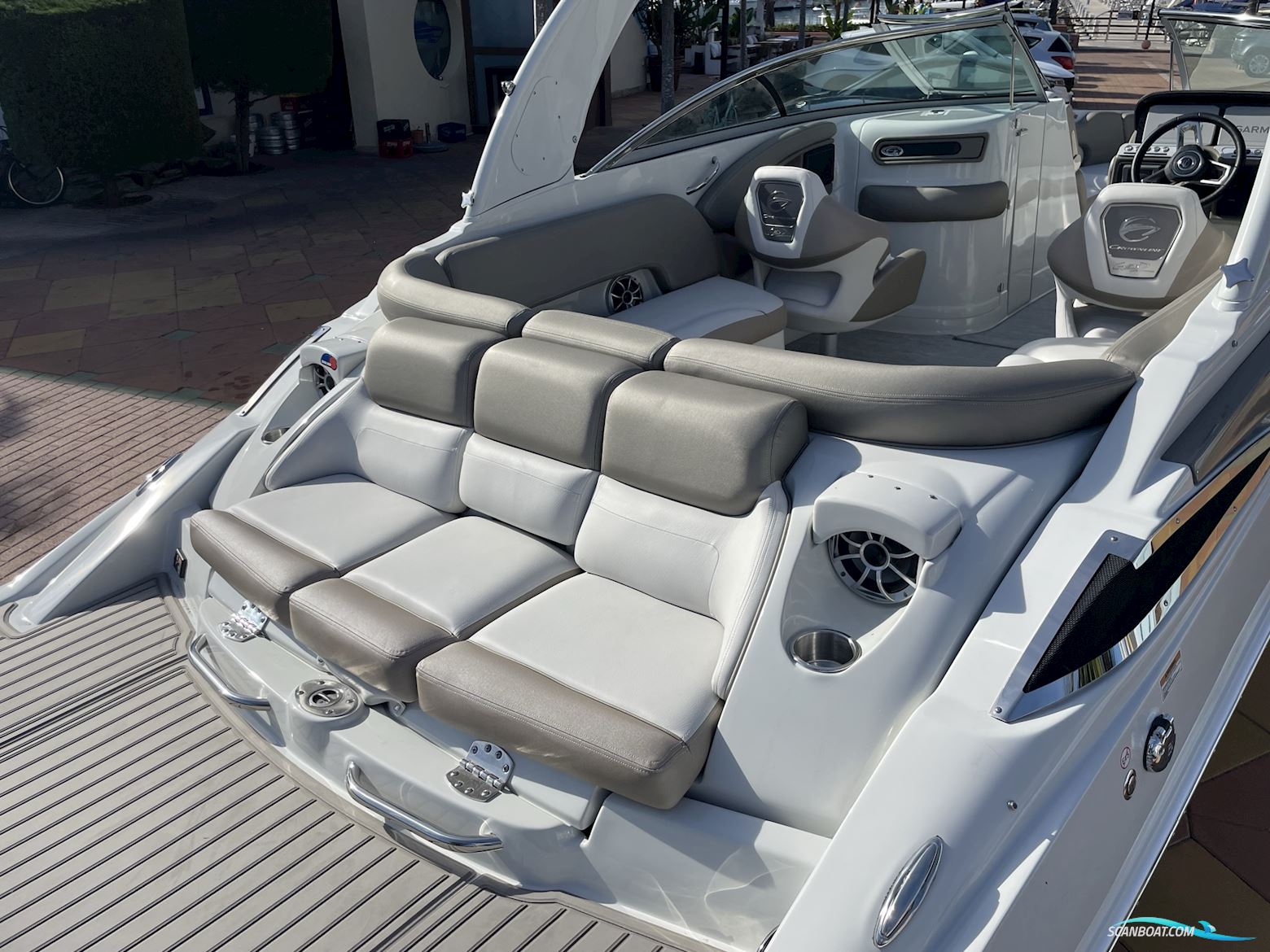 Crownline 270 SS