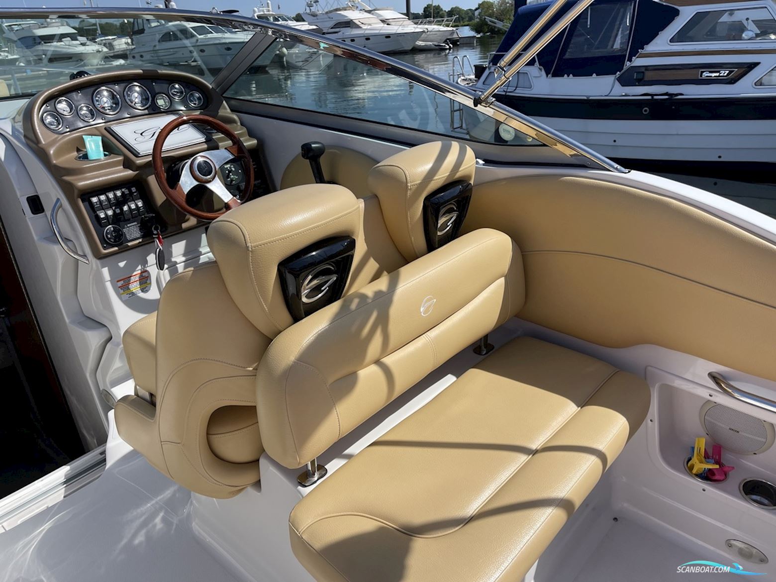 Crownline 280 CR