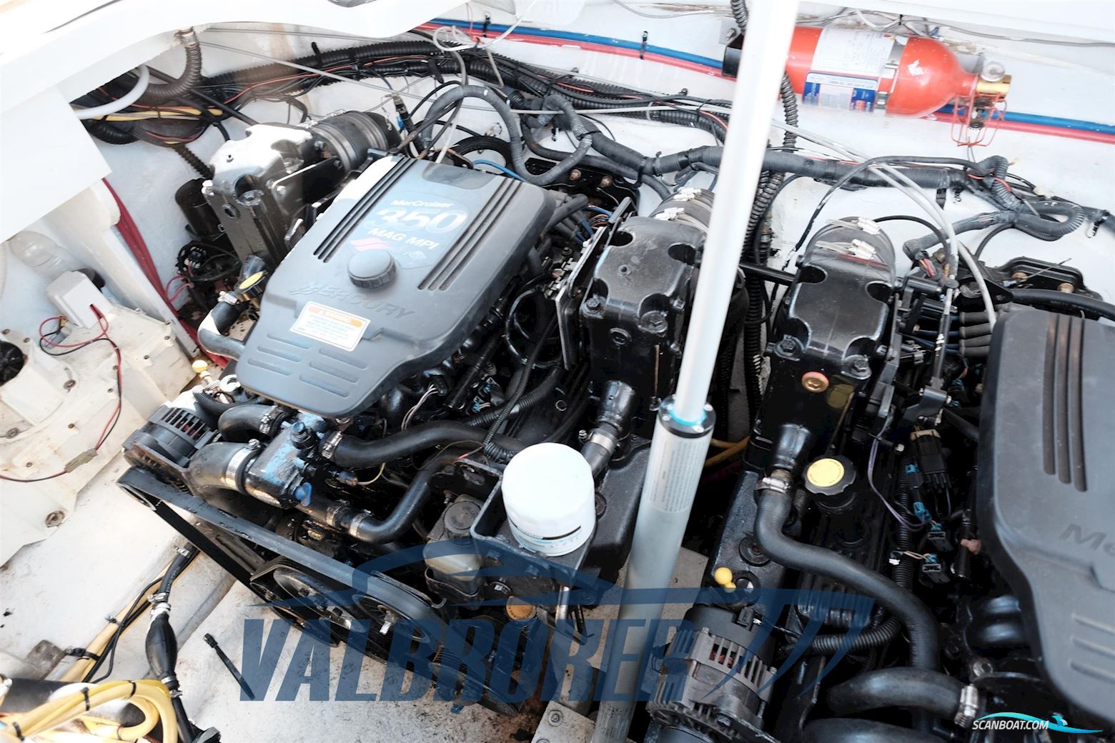 Crownline 315 Scr