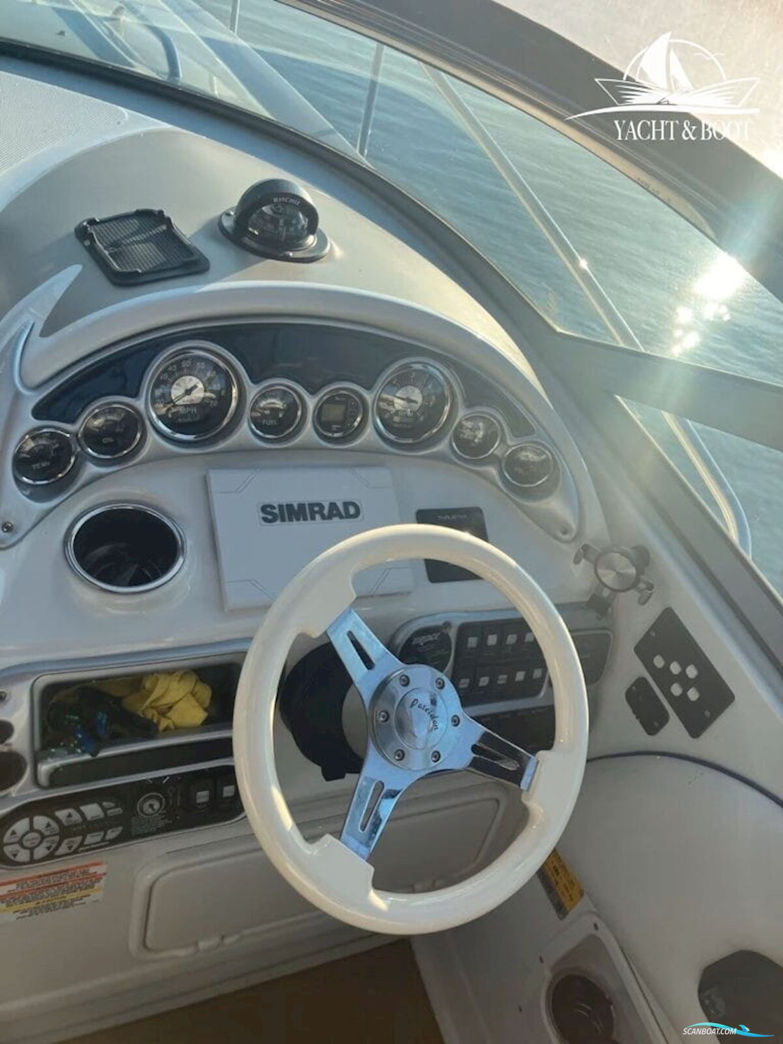 Crownline boats CR 250