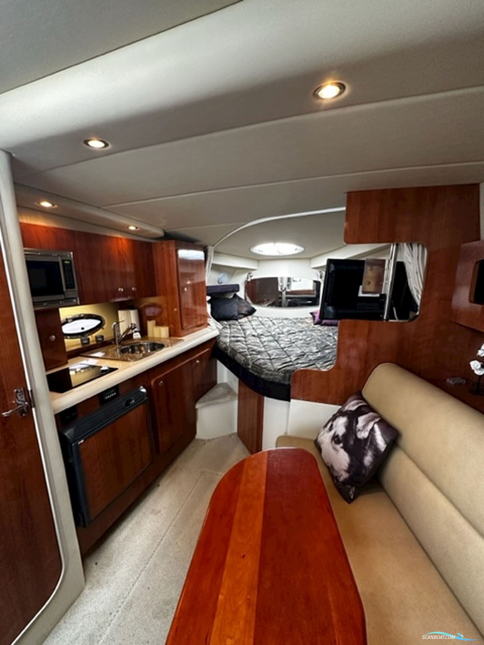 Cruiser Yacht 300 CXI