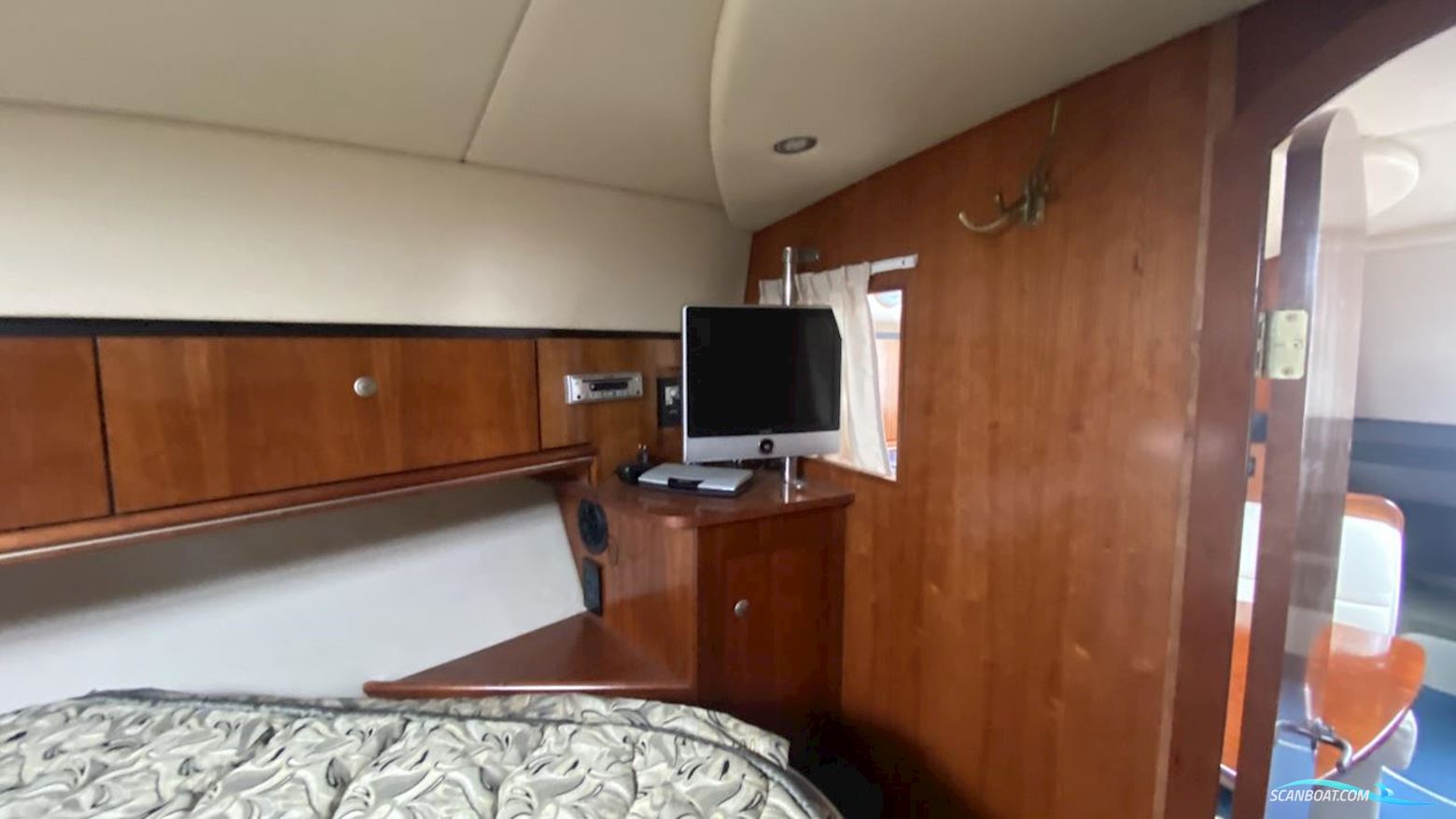 Cruisers Yacht 340 Express