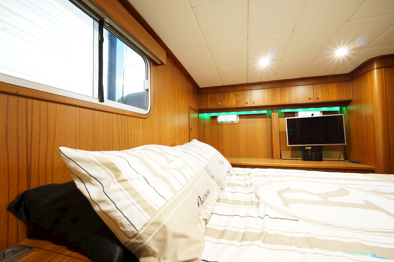 Custen Kruiser 18.00 VS