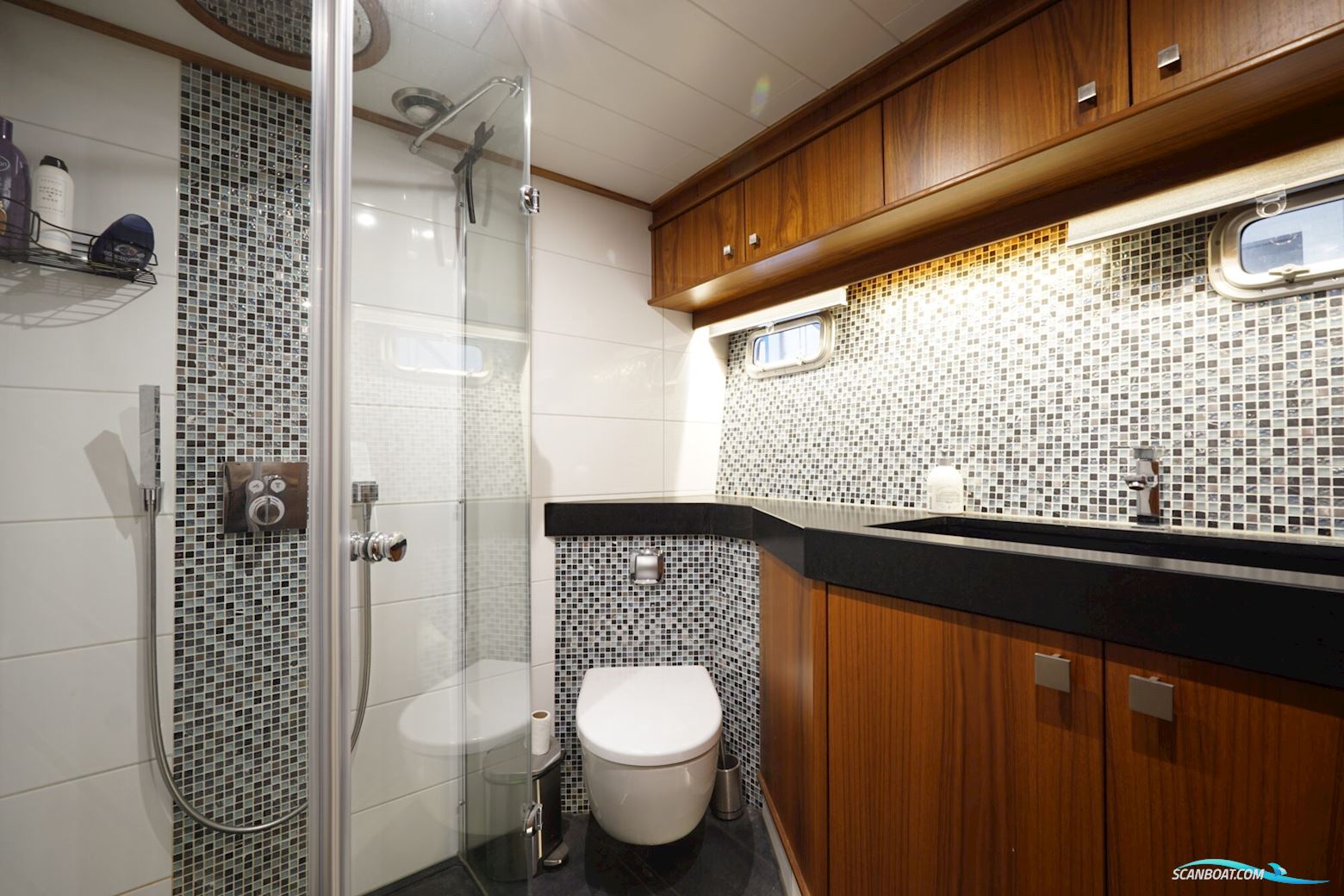 Custen Kruiser 18.00 VS