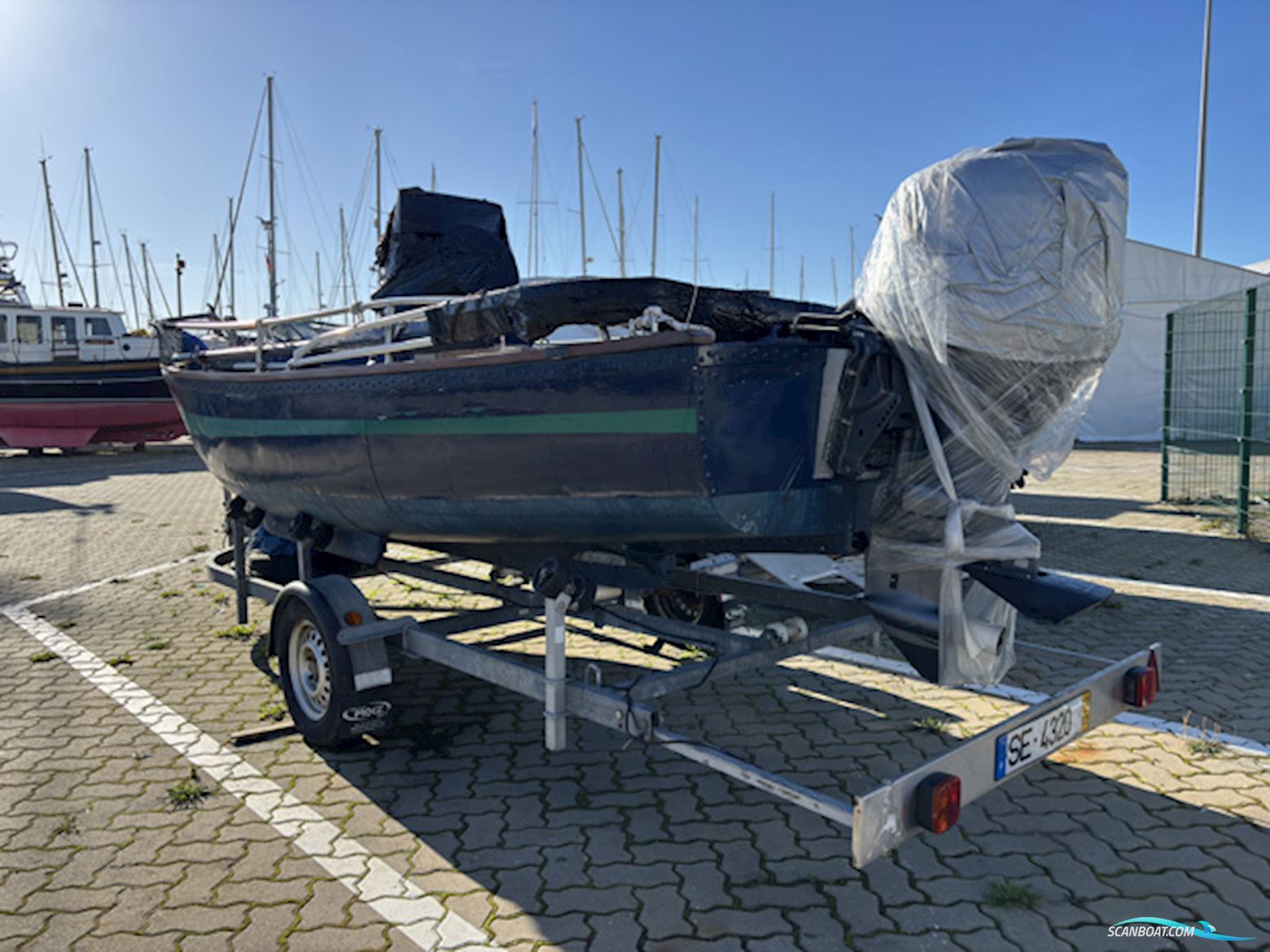 Custom boat