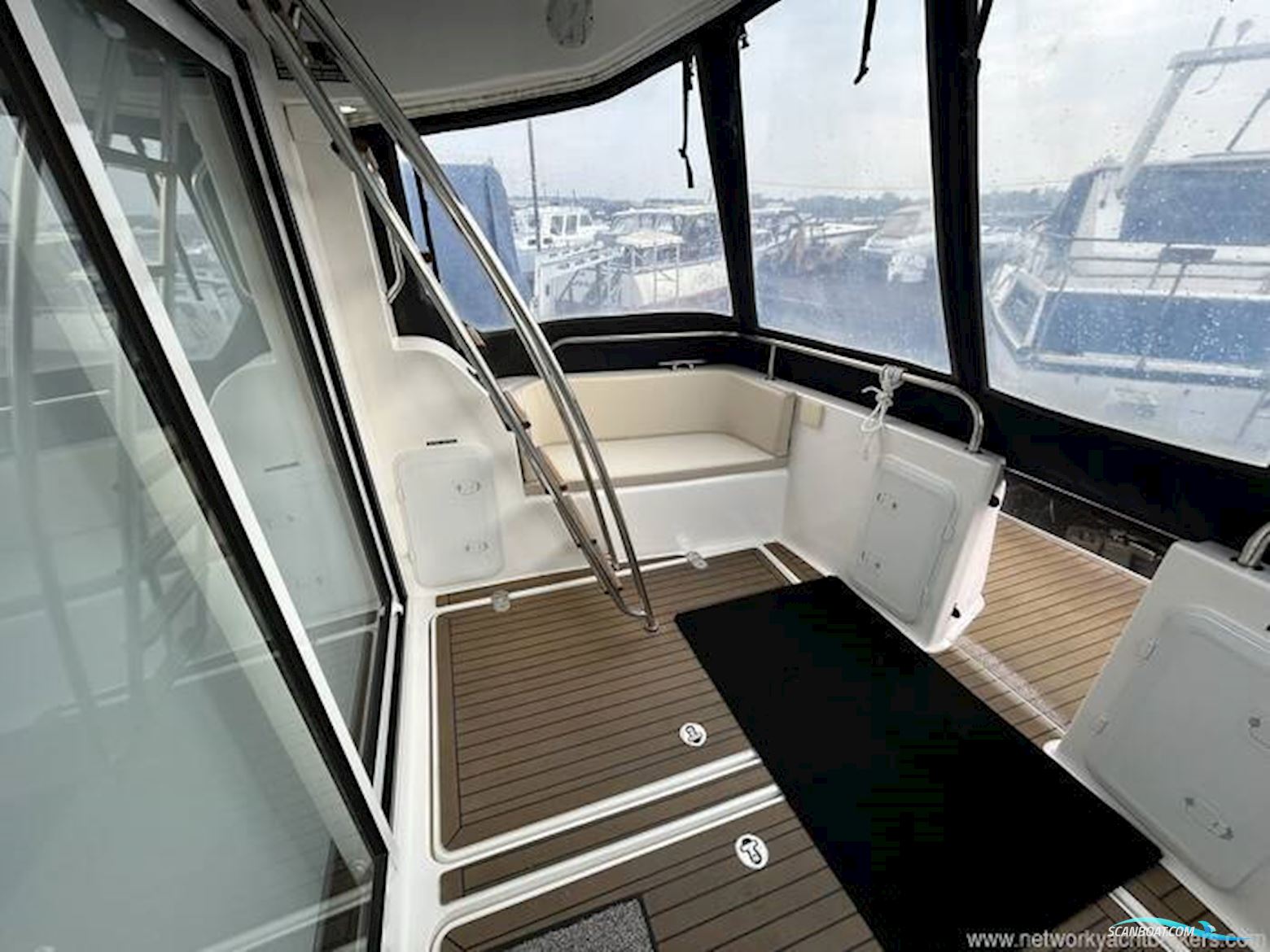 Custom Built Blackwater Motor Yachts 36 Flybridge