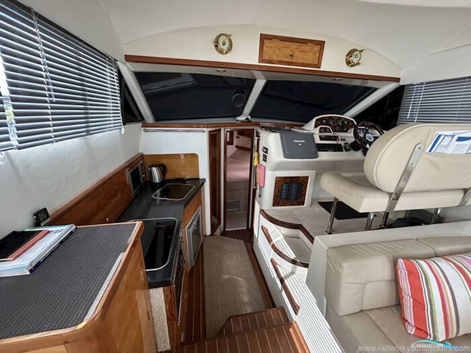 Custom Built Blackwater Motor Yachts 36 Flybridge