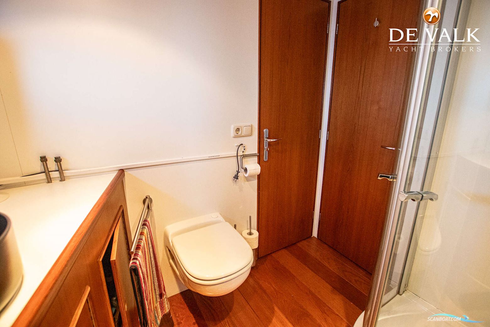 Custom Built Live Aboard 1800