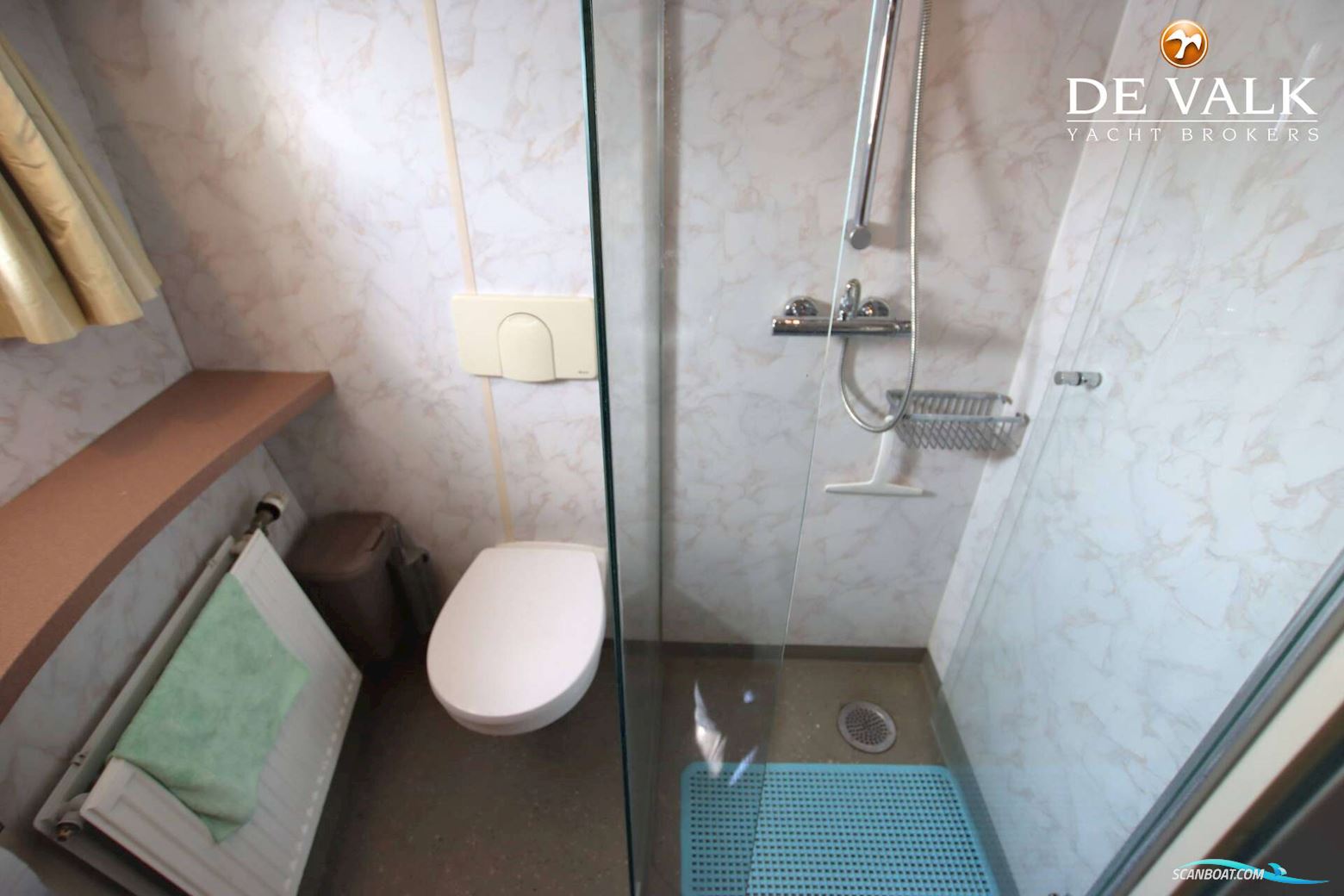 CUSTOM Explorer Trawler 1800