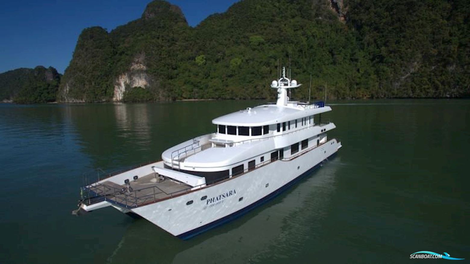 Custom Power Catamaran 37M