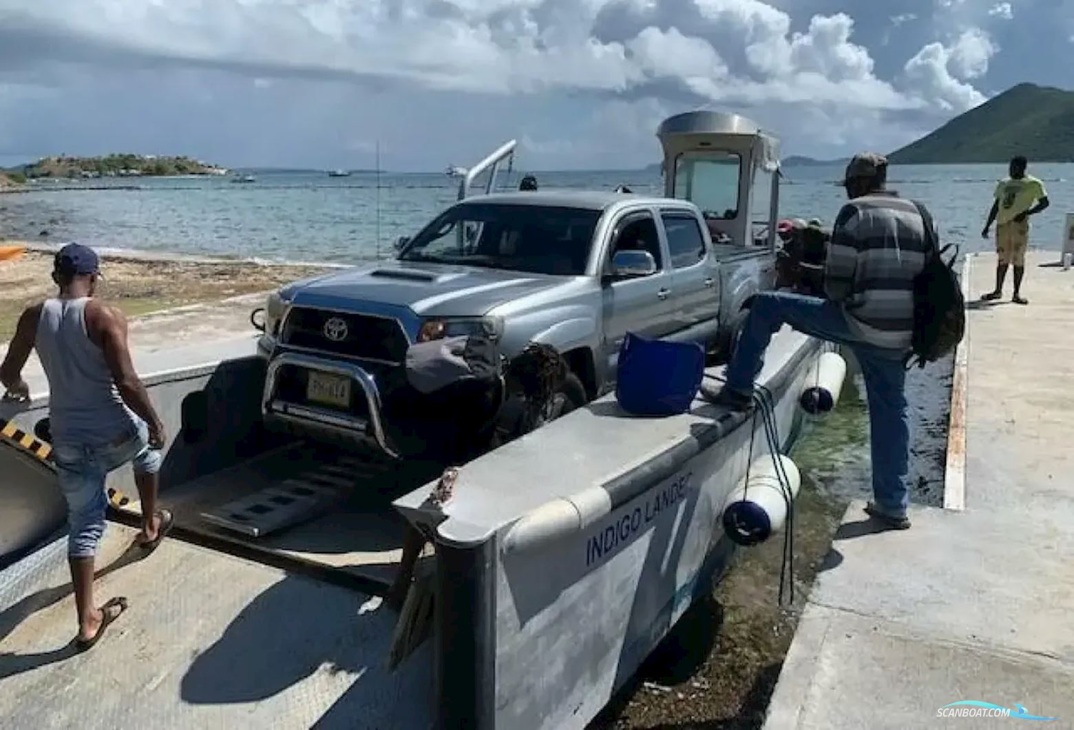 CUSTOM Scully’s Aluminum Boats Inc. Model: 3612LC2