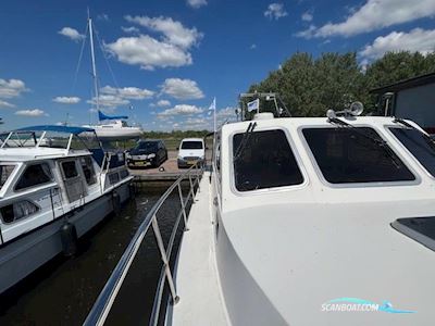 Cygnus Cyfish 33 Motorbåt 2003, med Yanmar 2x motor, Holland