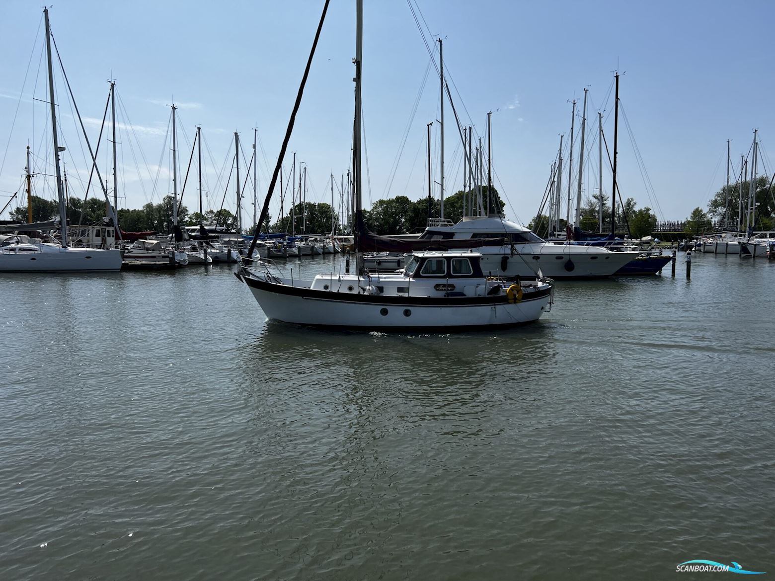 Dart Motorsailor 30