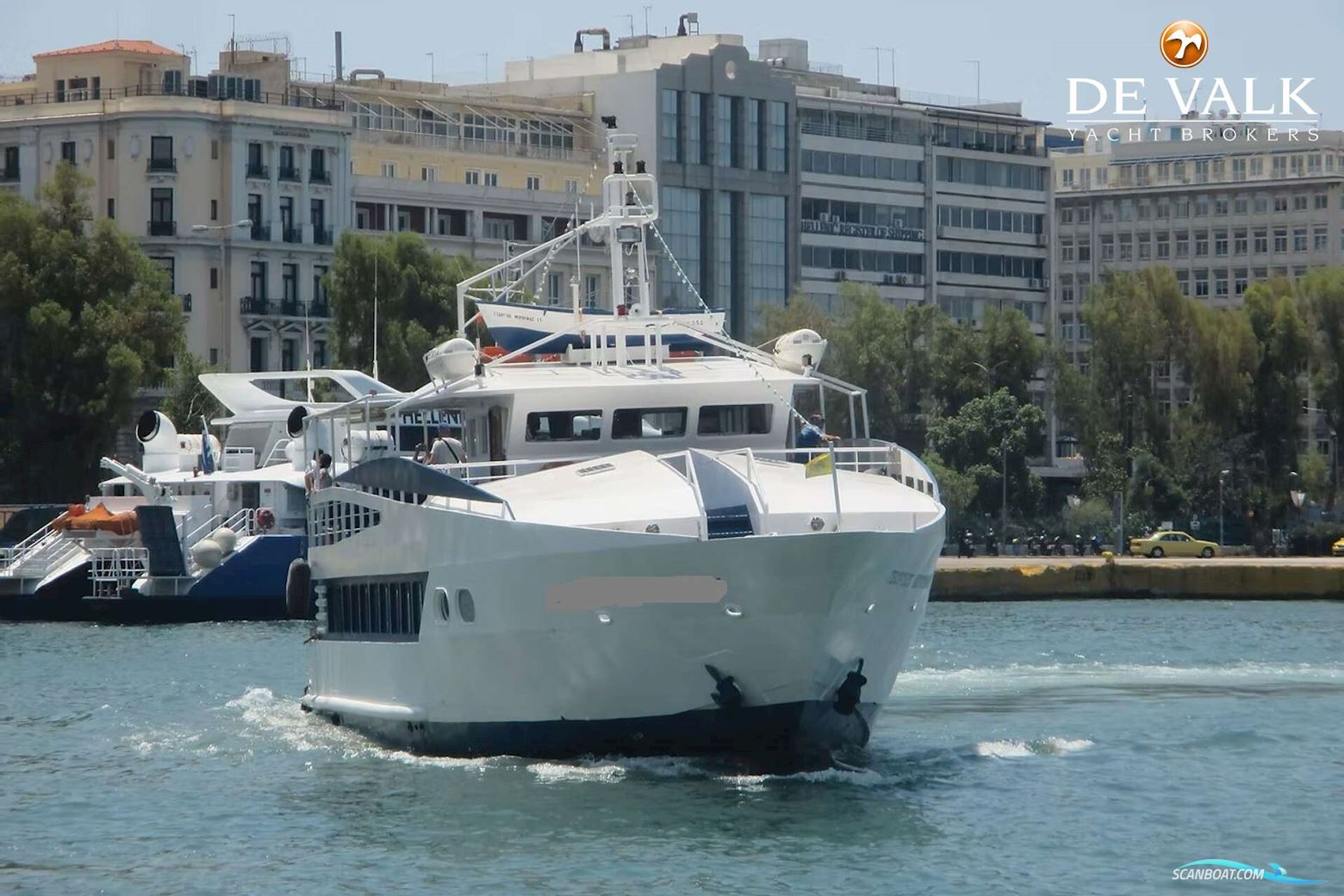 Day Passengers Ship 25 M