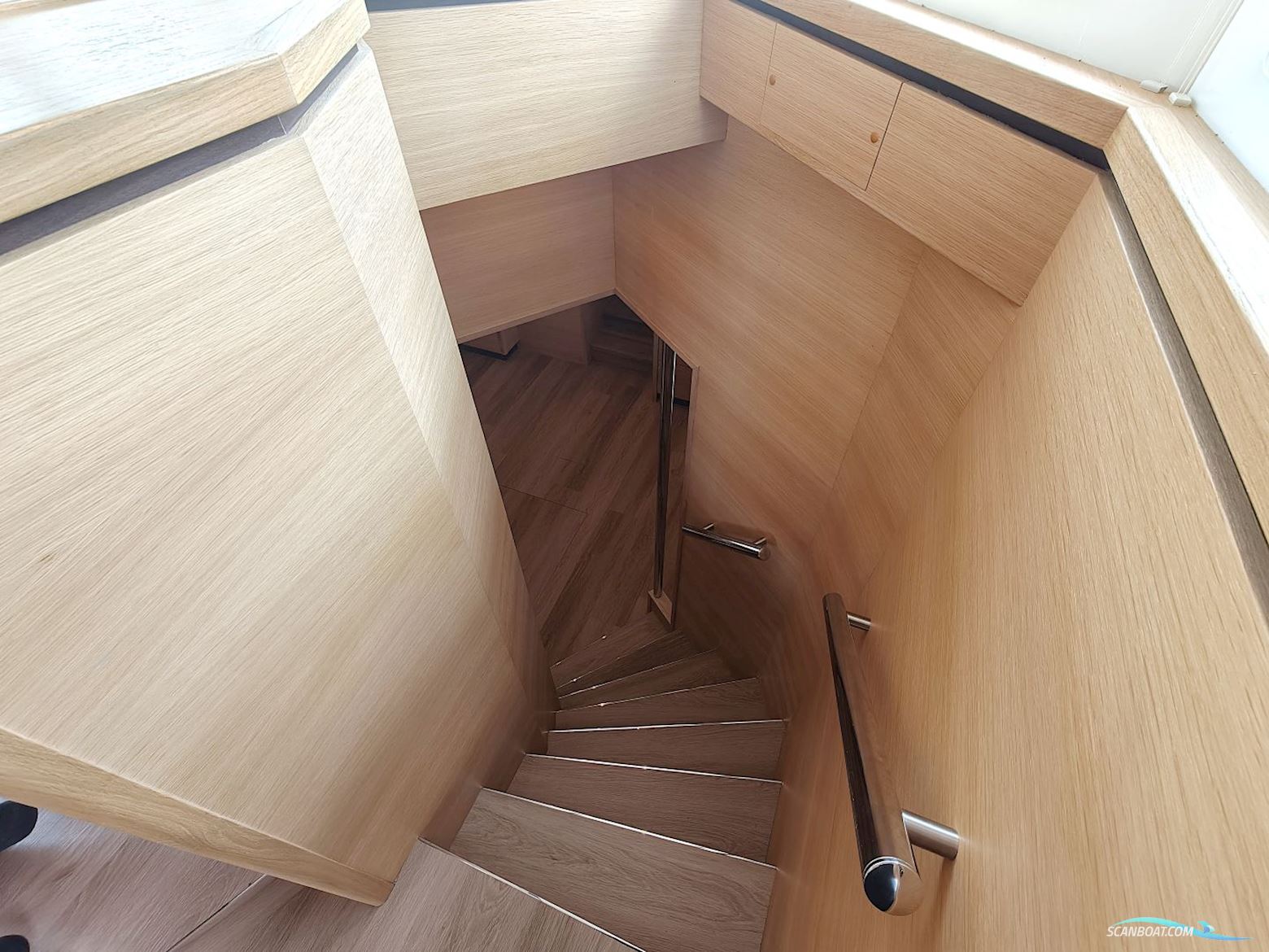 De Alm Grand Voyager 65