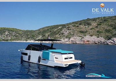 DE ANTONIO D28 Motorbåt 2023, med Mercury motor, Kroatien