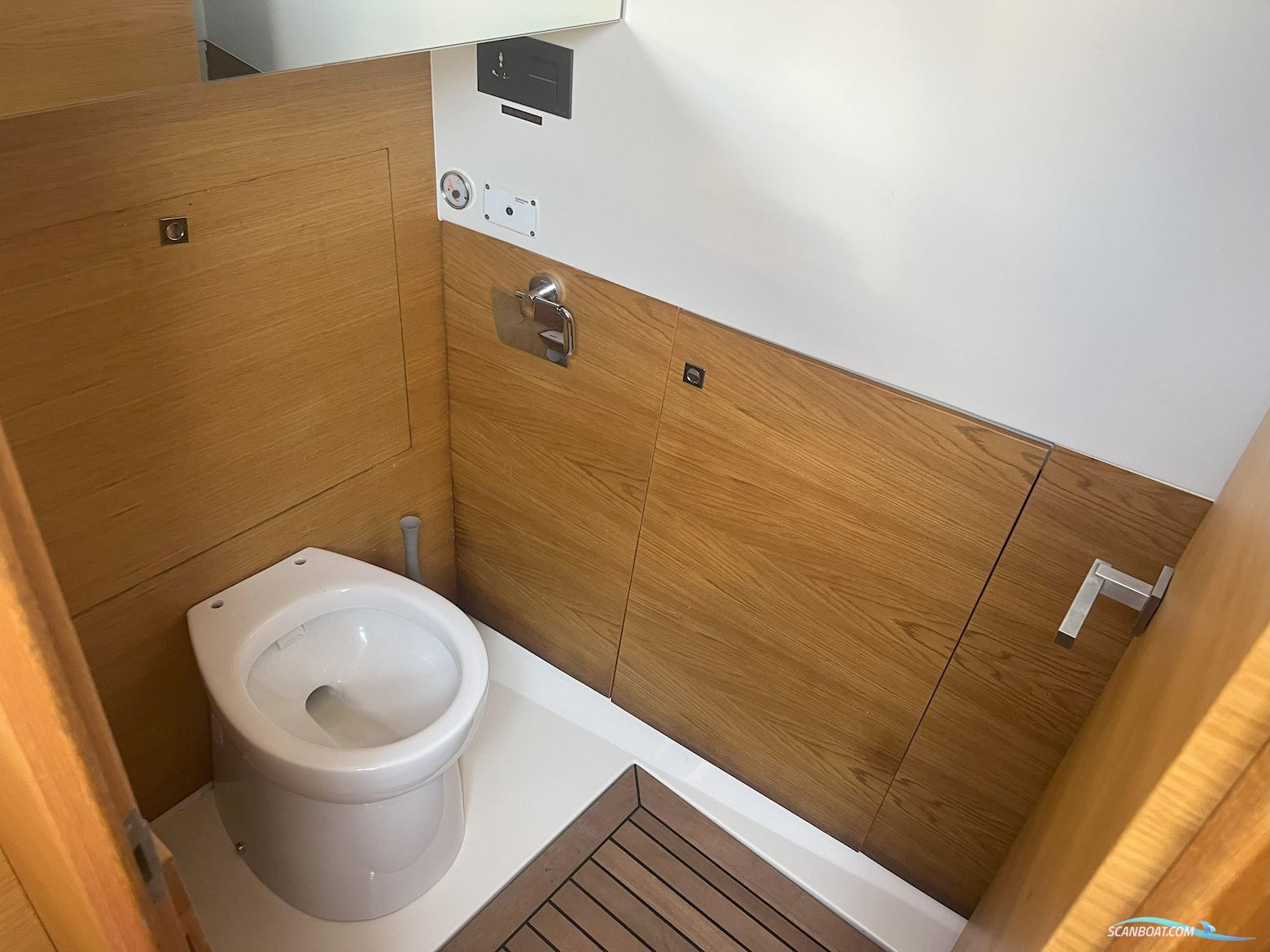 De Antonio Yachts D33 OPEN