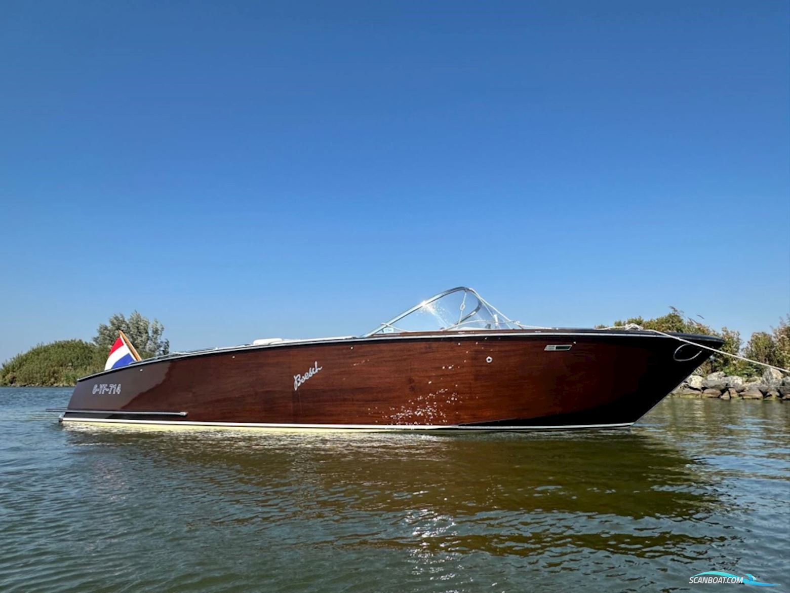 De Boesch 680 Costa Brava de Luxe (Gedupliceerd) Motorbåt 1989, med Crusader motor, Holland