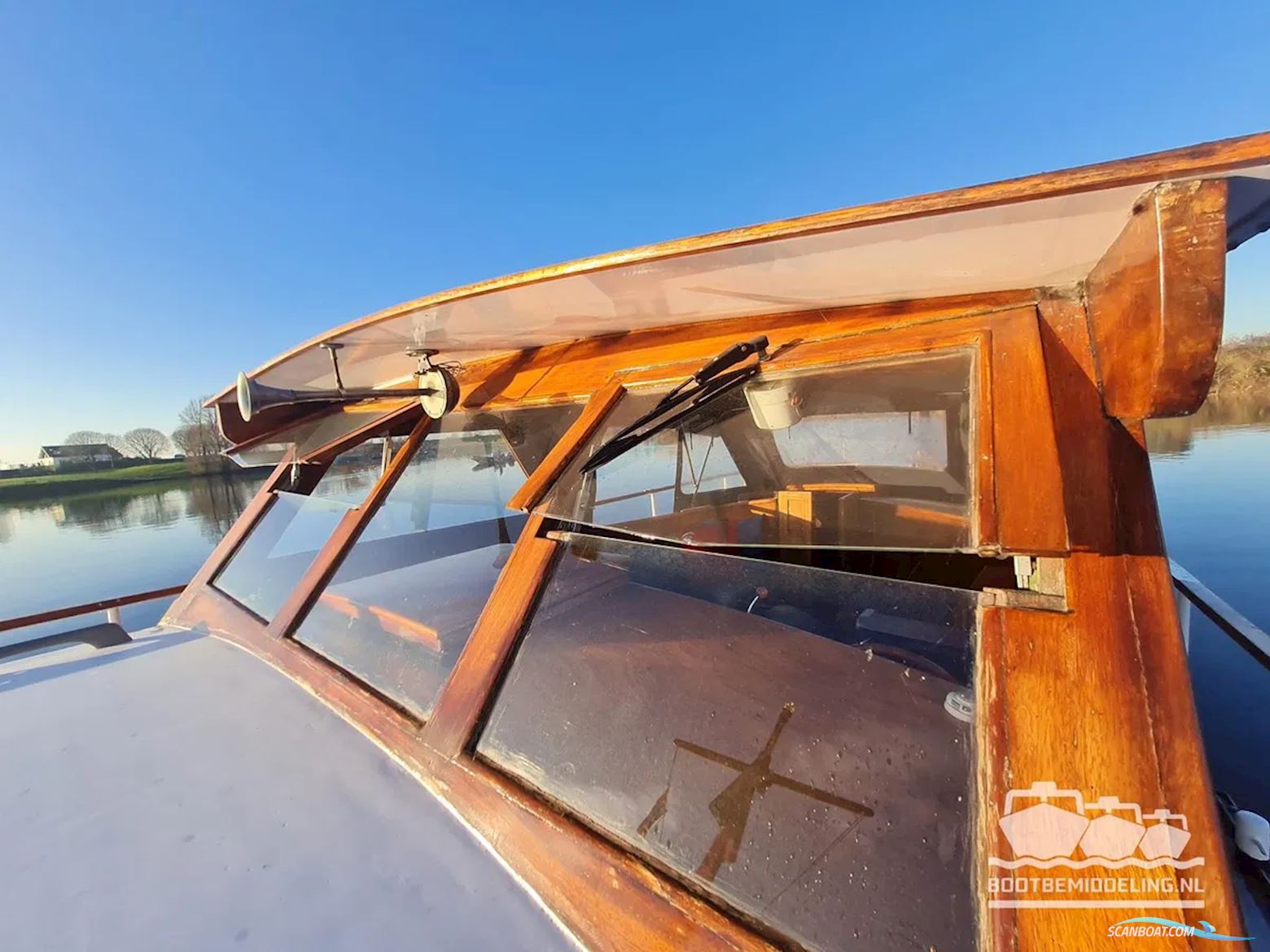 De Vries Lentsch 10.50 OK/AK