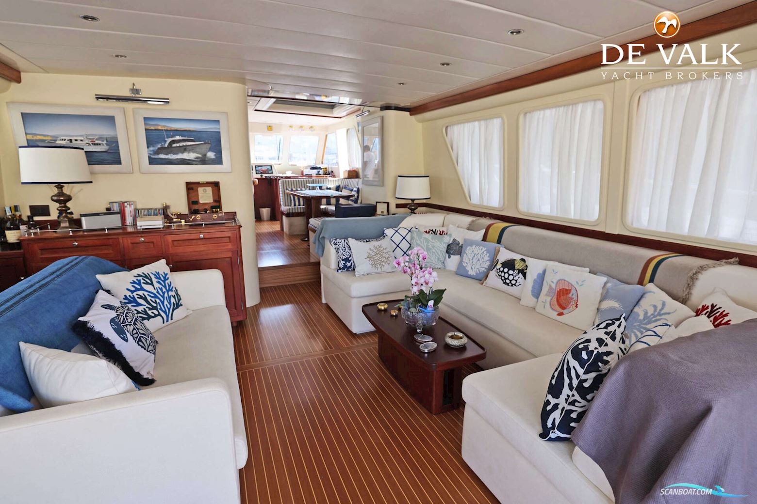 De Vries Lentsch 22M