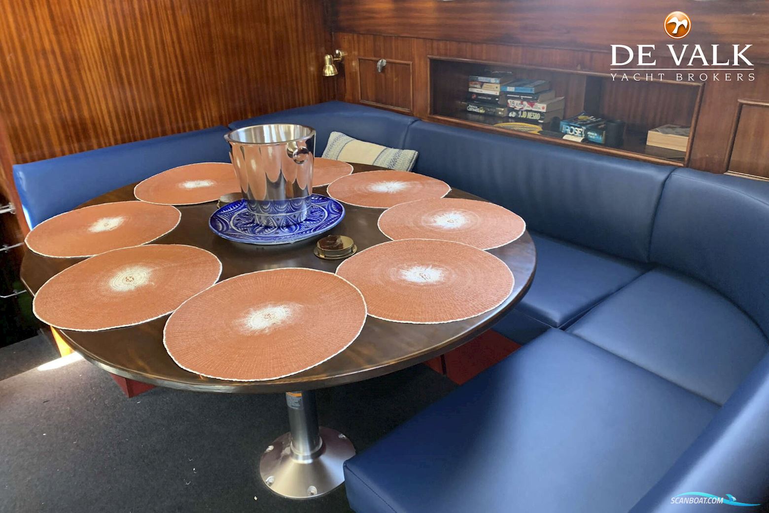 De Vries Lentsch 22M