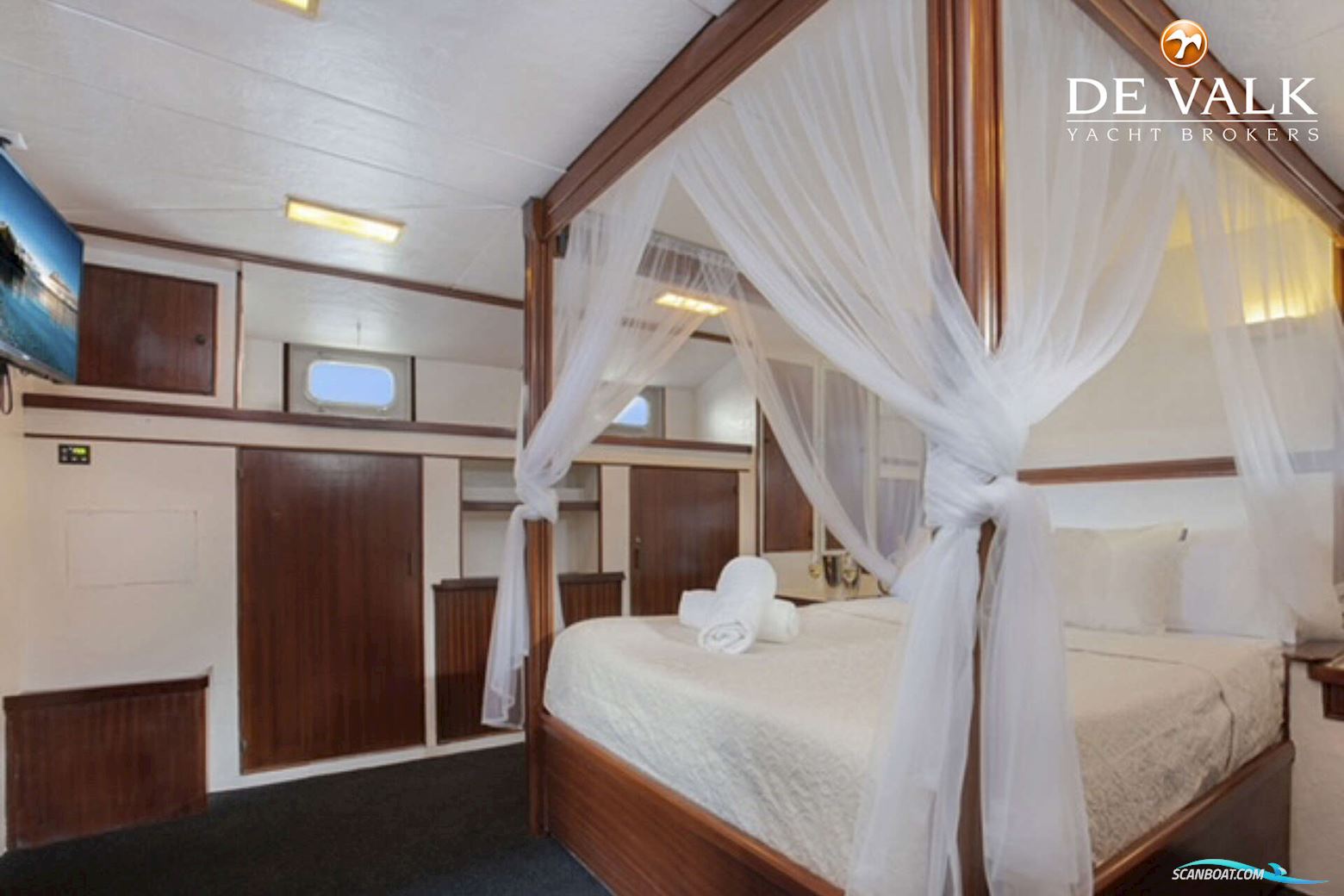 De Vries Lentsch 22M