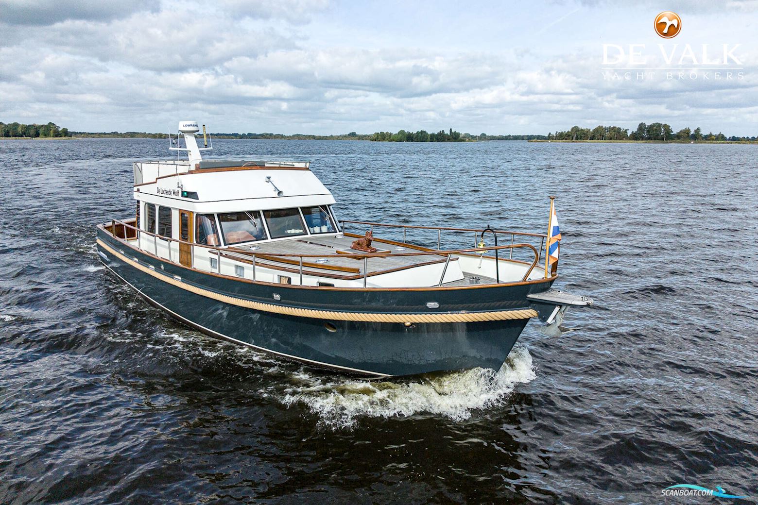 De Vries Lentsch 44 Sedan