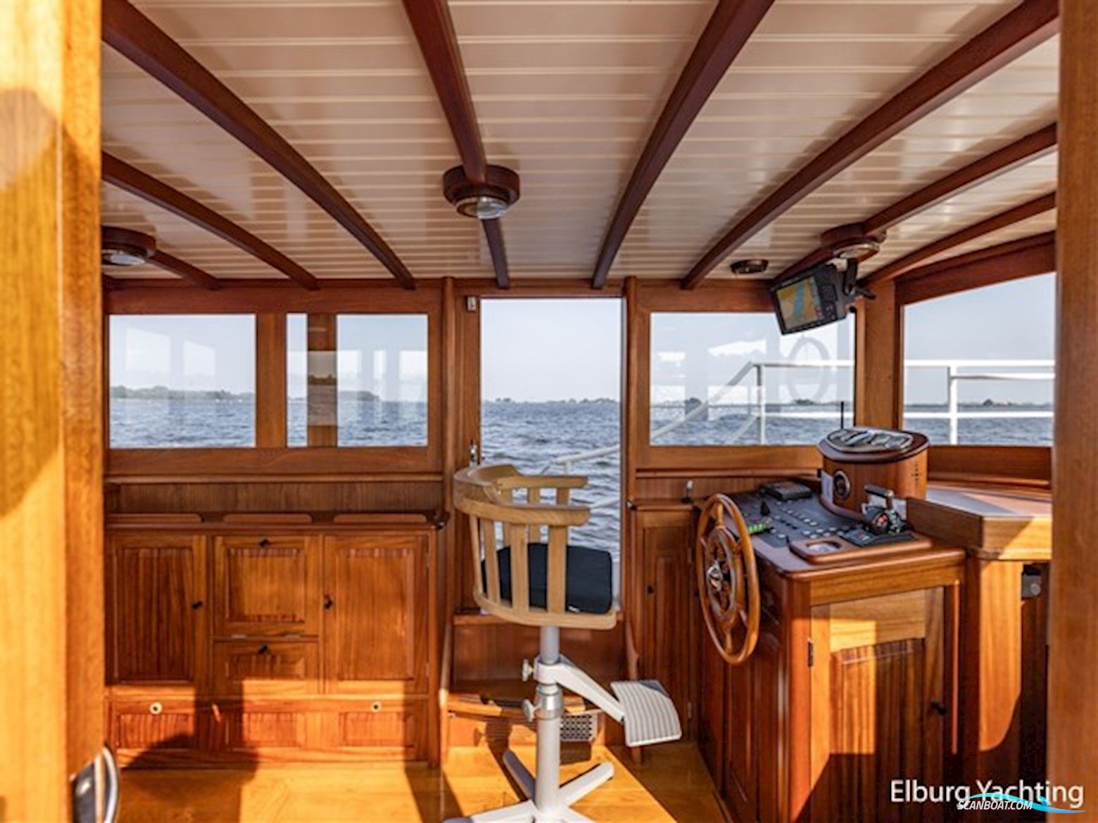 De Vries Lentsch Bromo - Full refit 