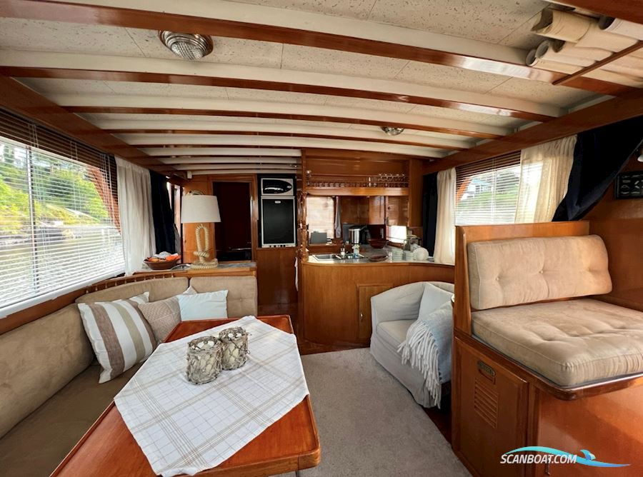 Defever 48 Sundeck