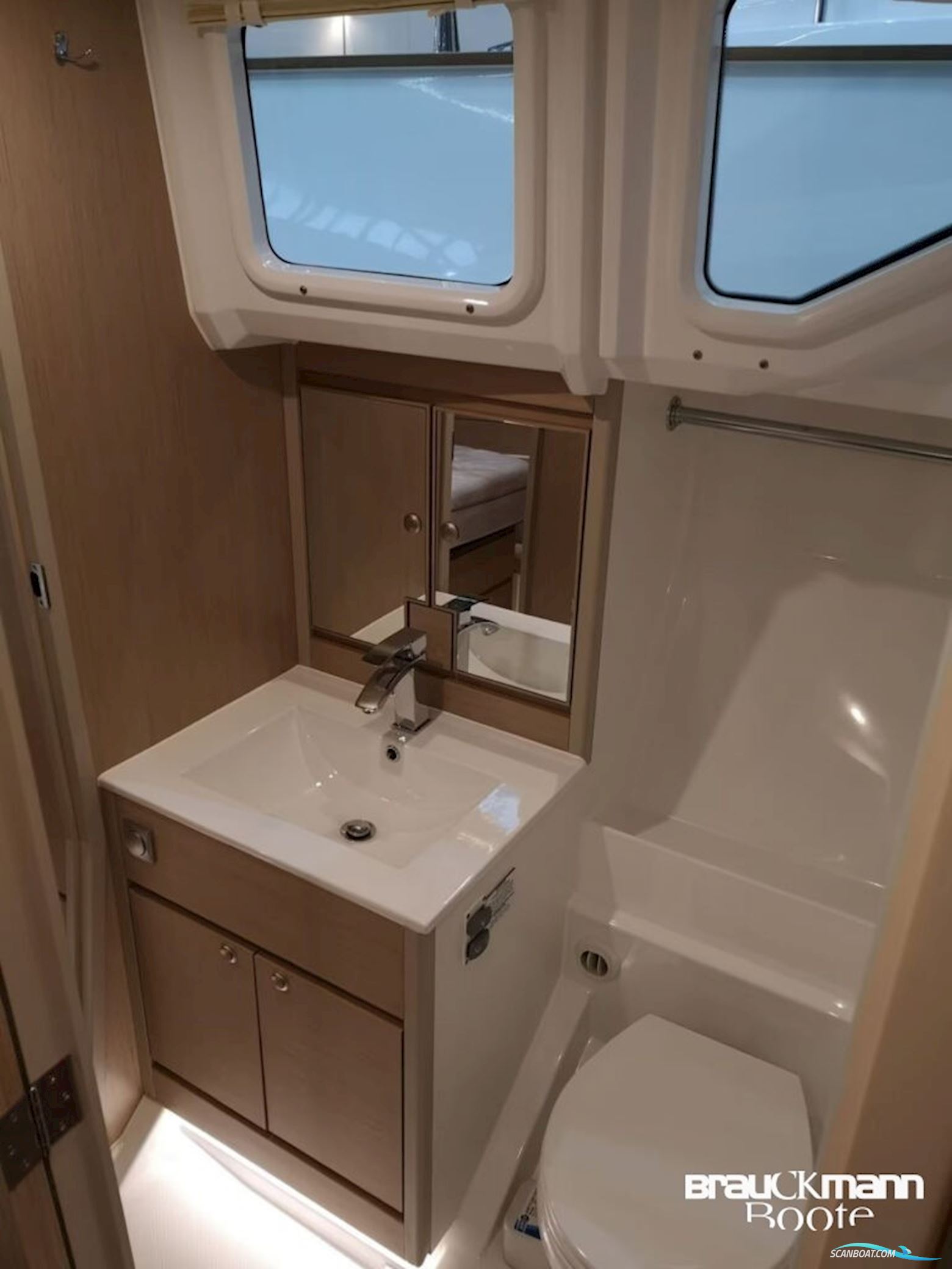 Delphia Bluescape 1200 Fly