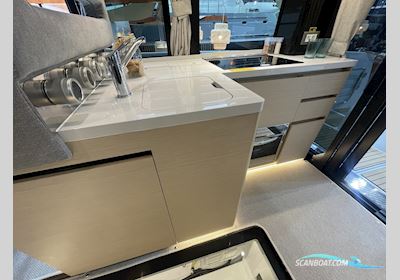 DELPHIA YACHTS 11 Flylounge Motorbåt 2023, Tyskland