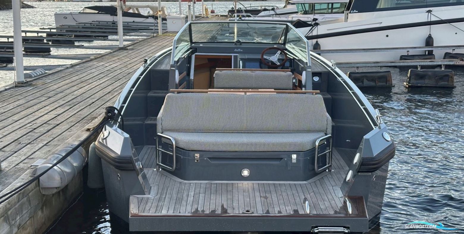 Delta 26 Open