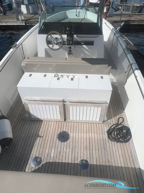 Delta 26 T-Top