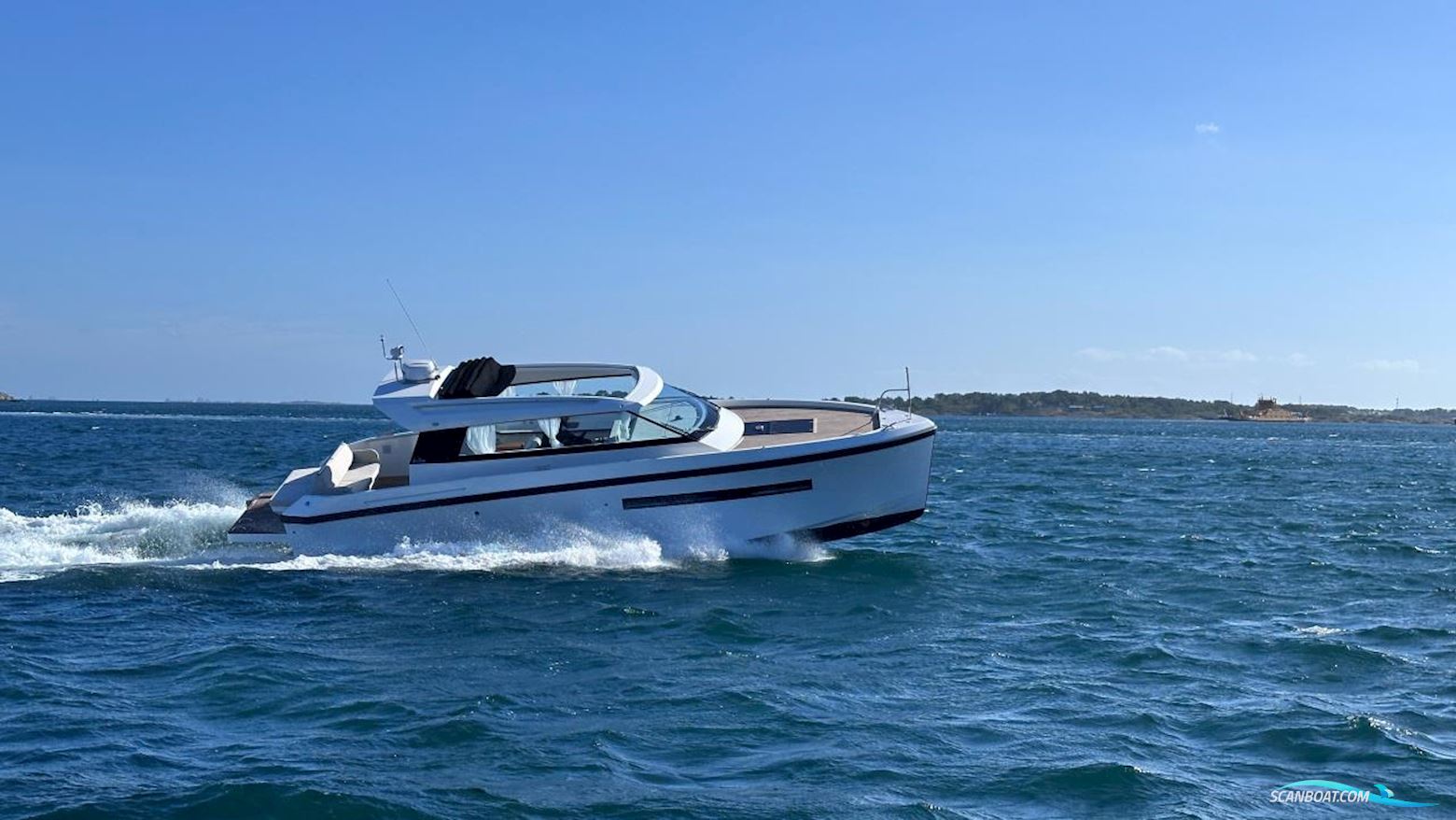 Delta 33 Coupé Motorbåt 2023, med Volvo Penta motor, Sverige