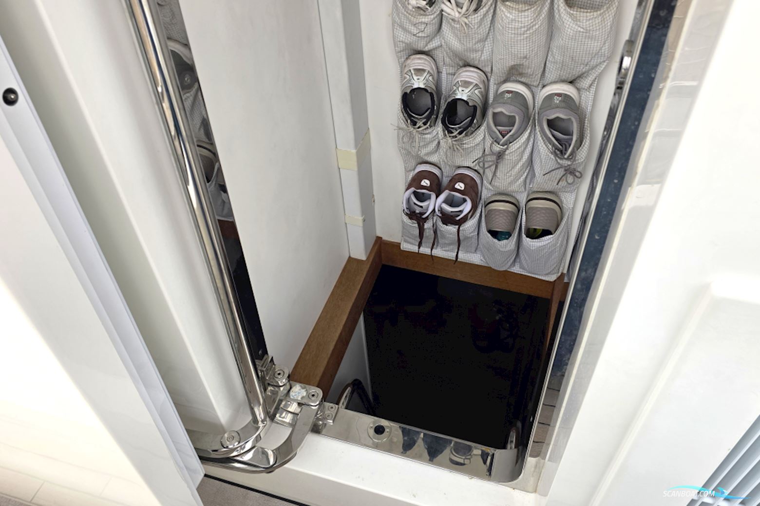 Delta Powerboats 88 Carbon