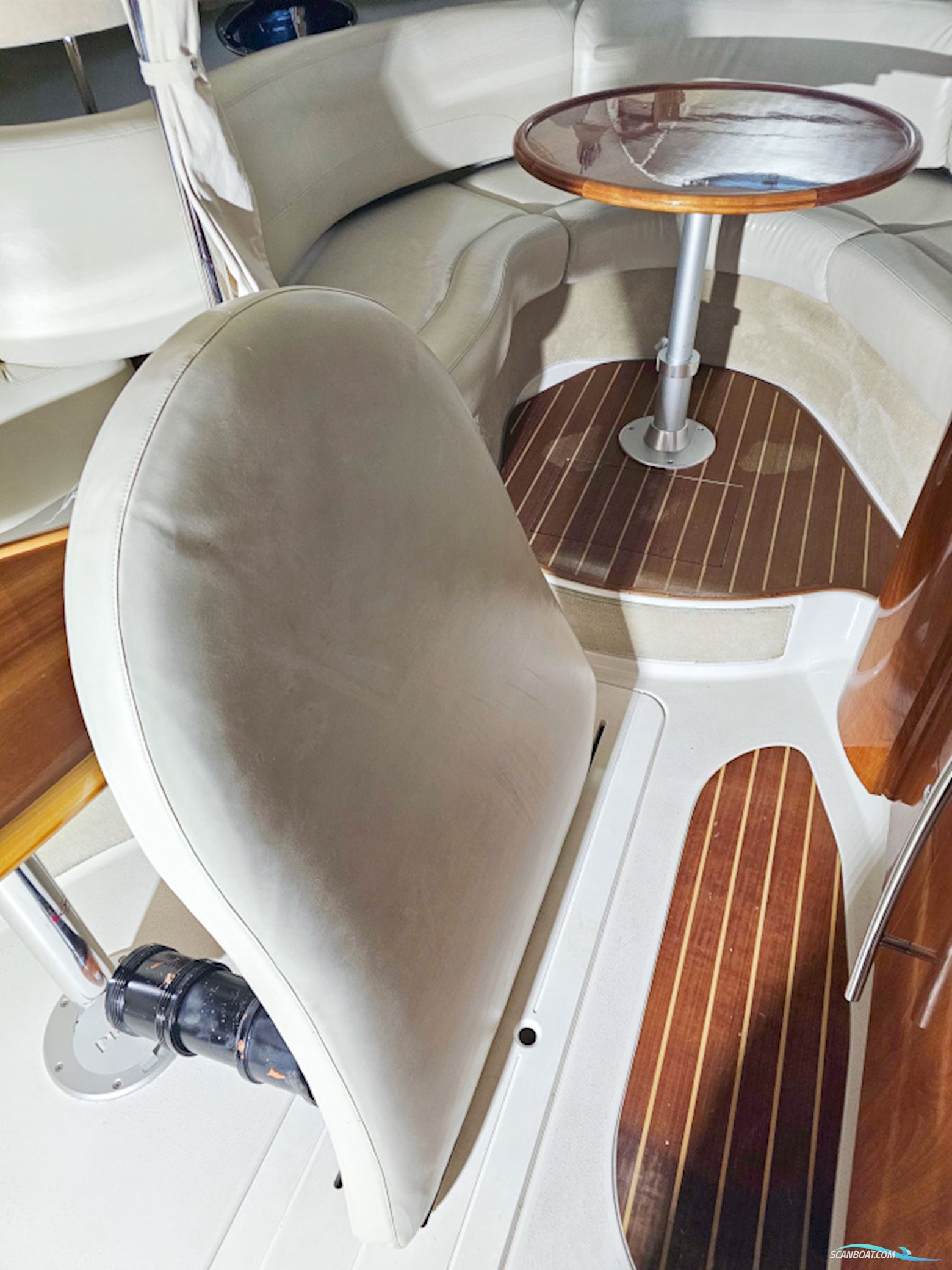 Doral 330 Elegante Volvo Penta D4-260 EVC