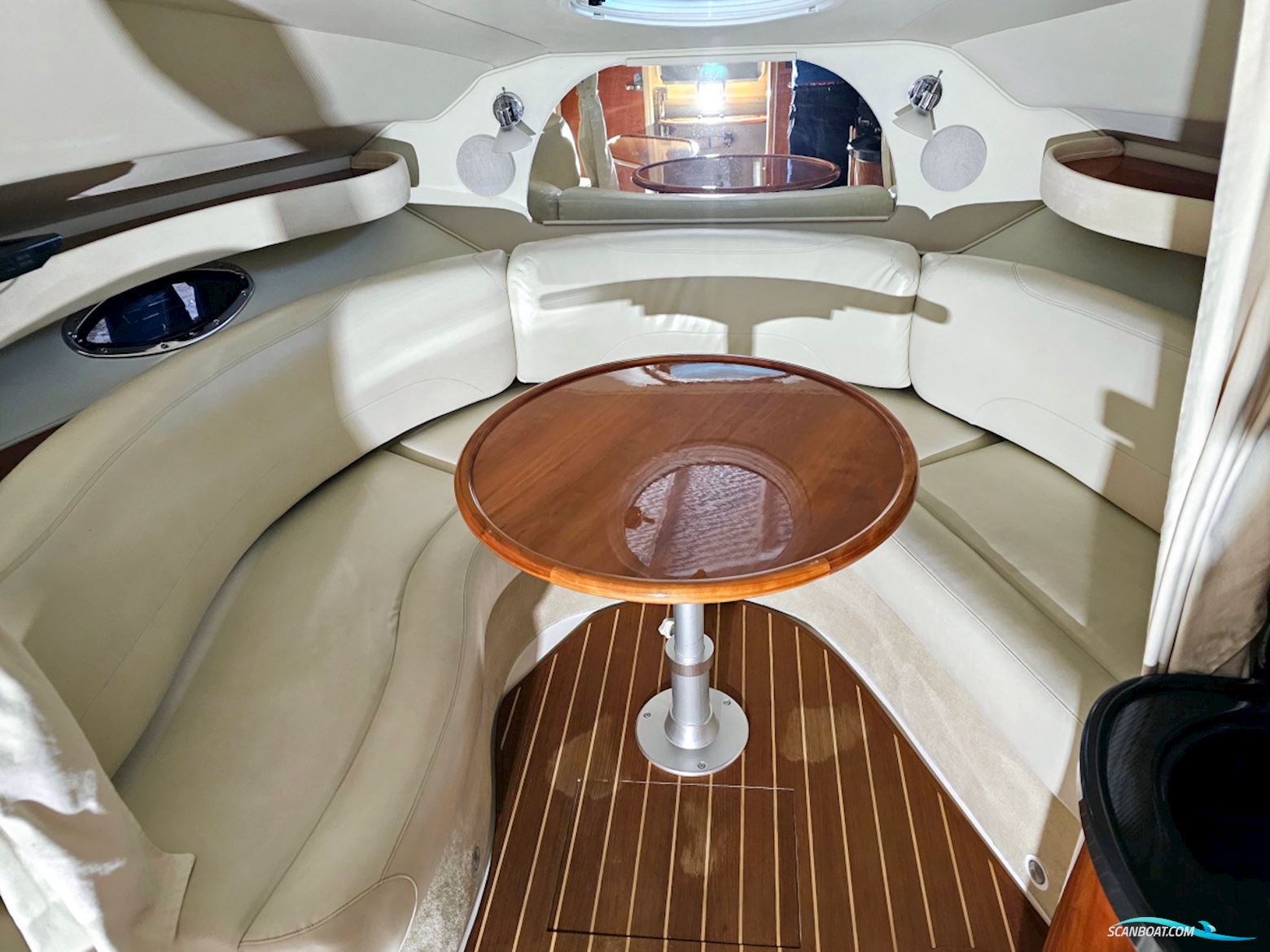 Doral 330 Elegante Volvo Penta D4-260 EVC