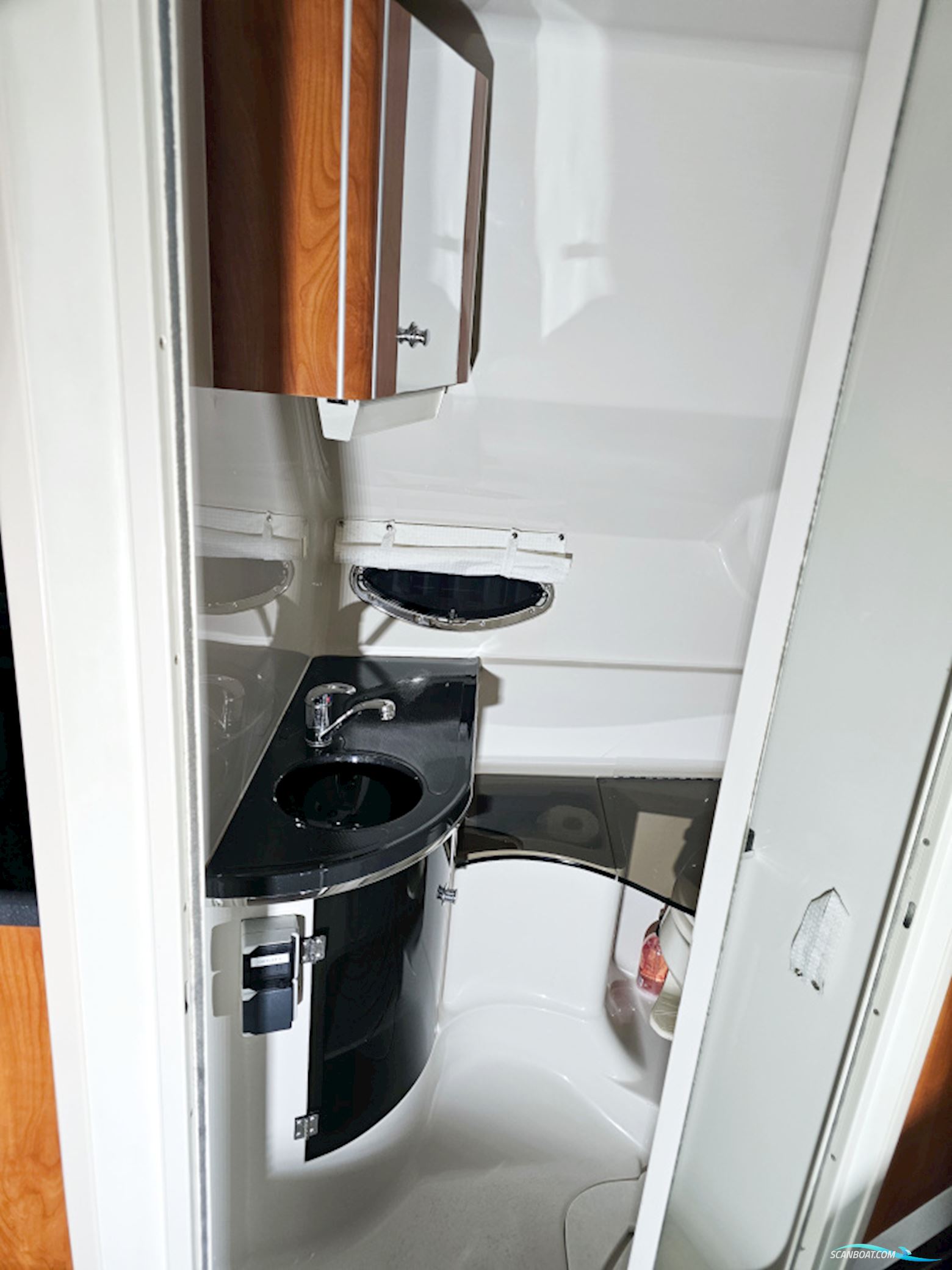 Doral 330 Elegante Volvo Penta D4-260 EVC