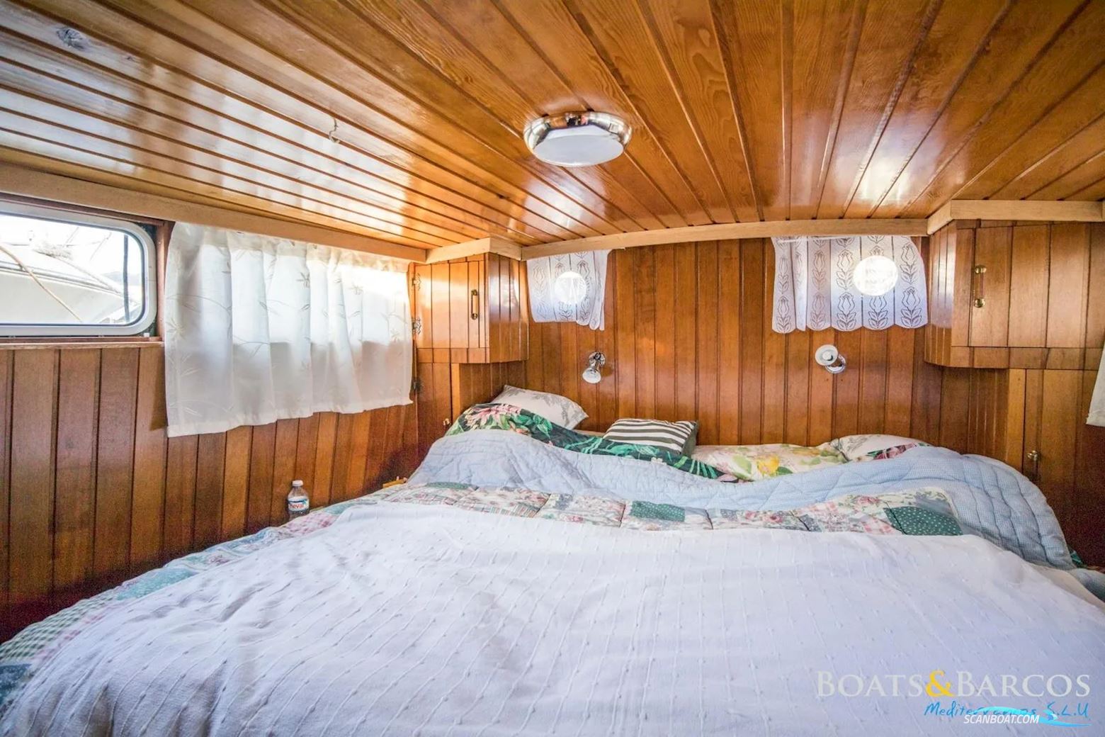Dutch Steel Motor Yacht