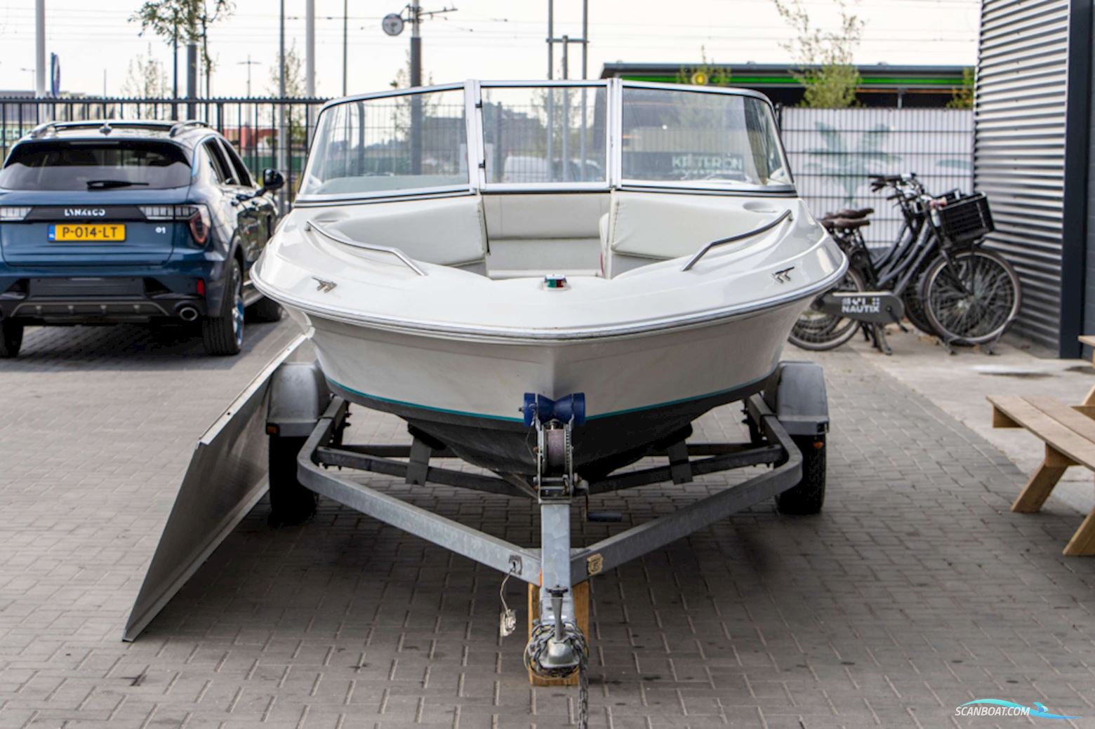 Dynasty 171 Elanti Bowrider