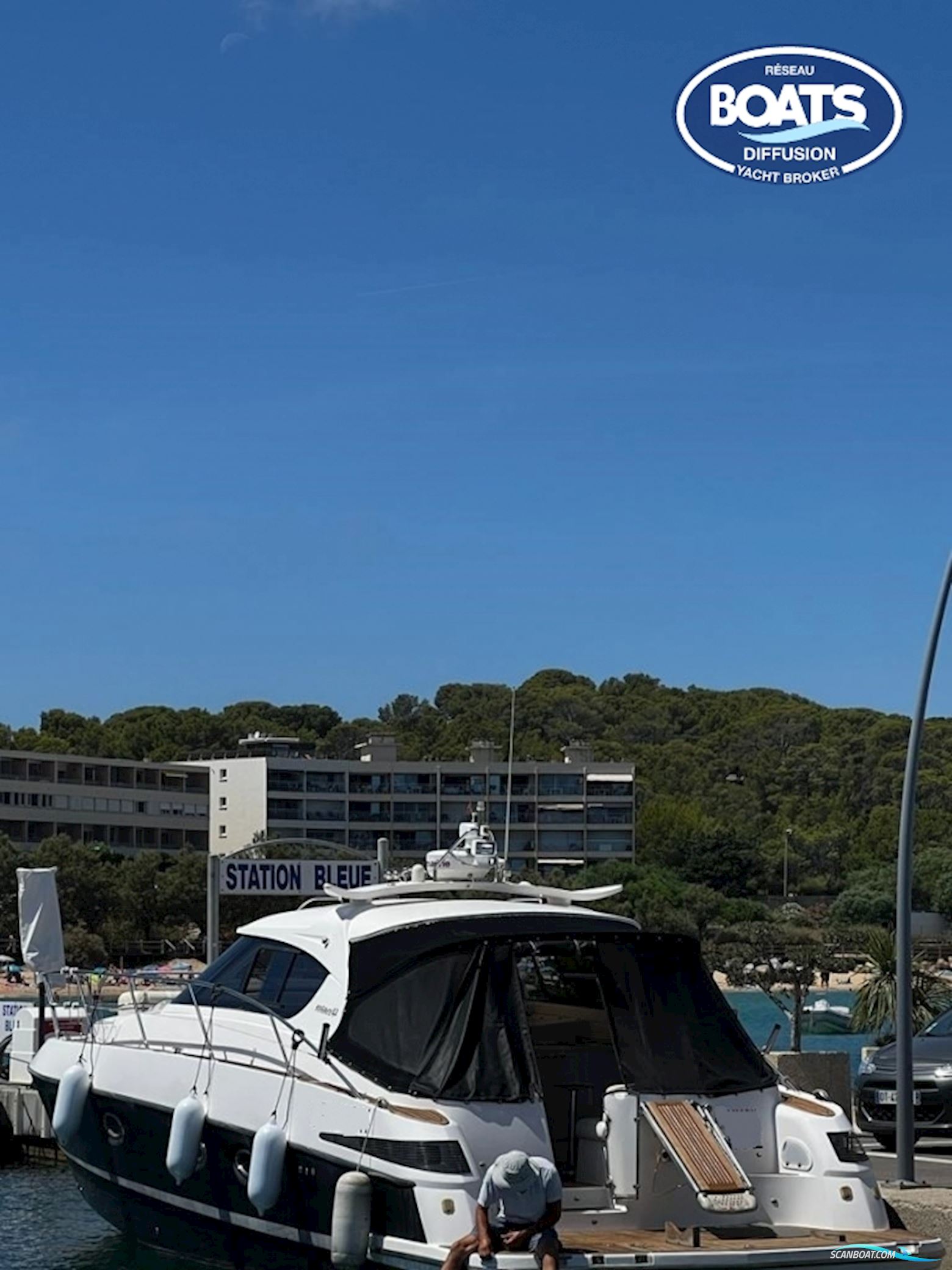 Elan Motorni Elan 42 HT Motorbåt 2007, med Volvo Penta motor, Frankrike