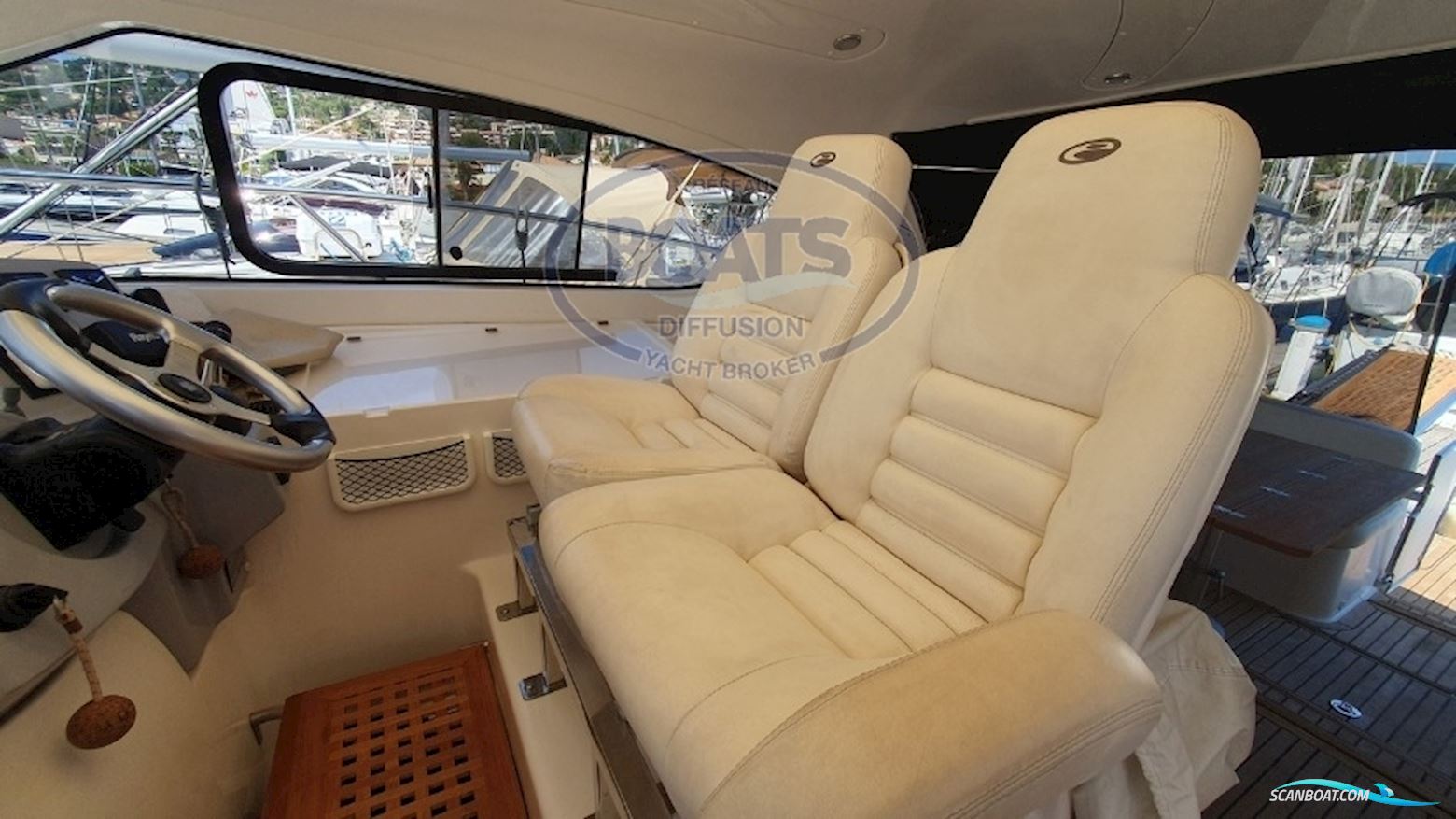 Elan Motorni Elan 42 HT