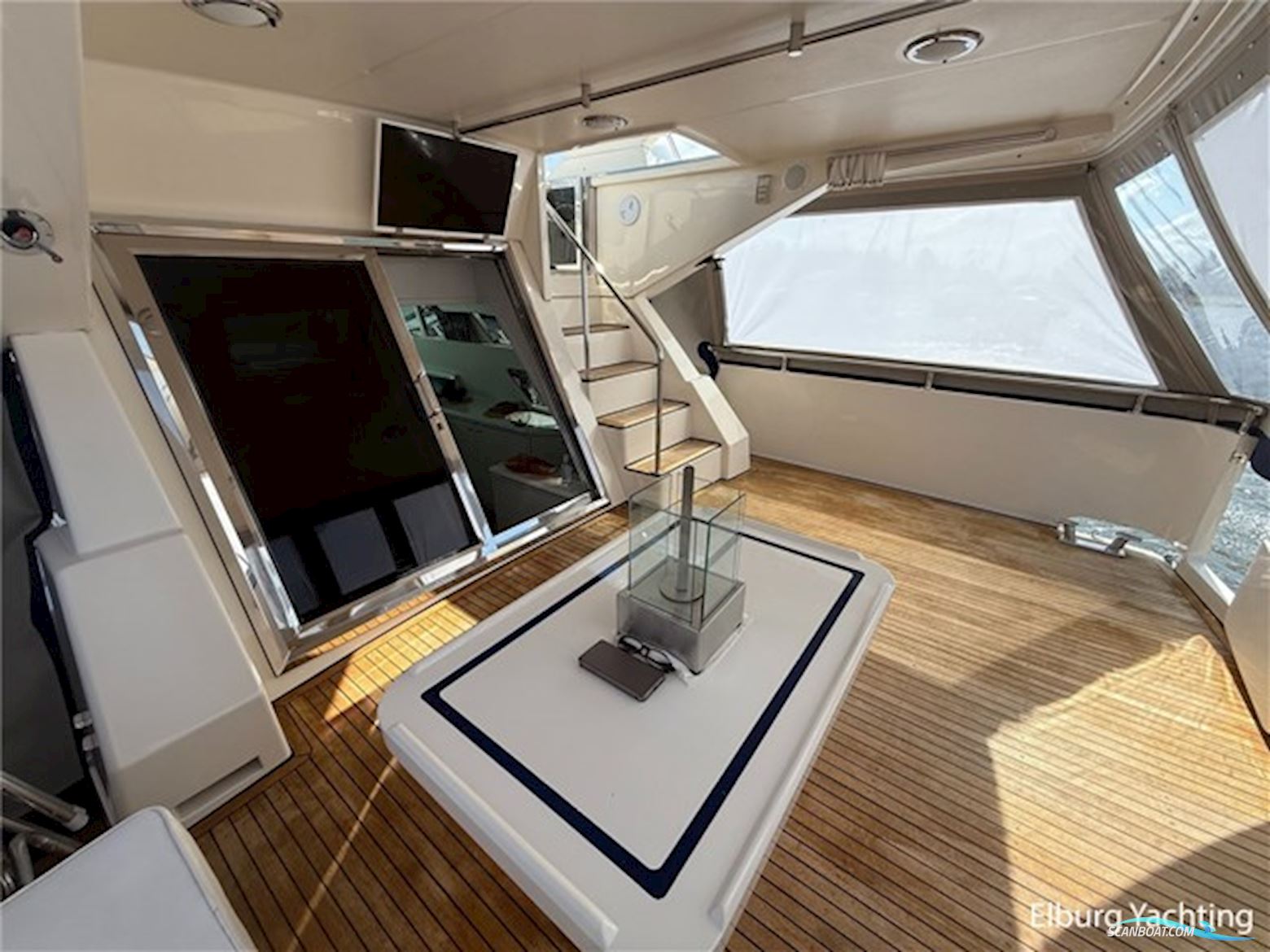 Elegance 53