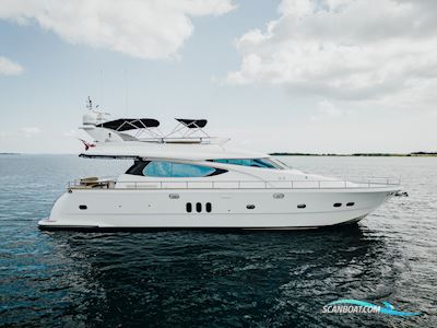 Elegance 64 Motorbåt 2006, med 2 x MAN V12-1360 CR
 motor, Danmark