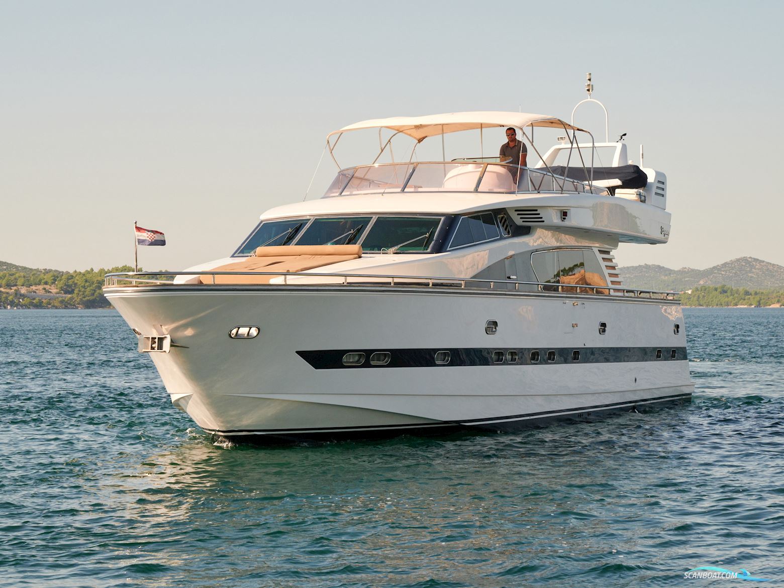 Elegance 76