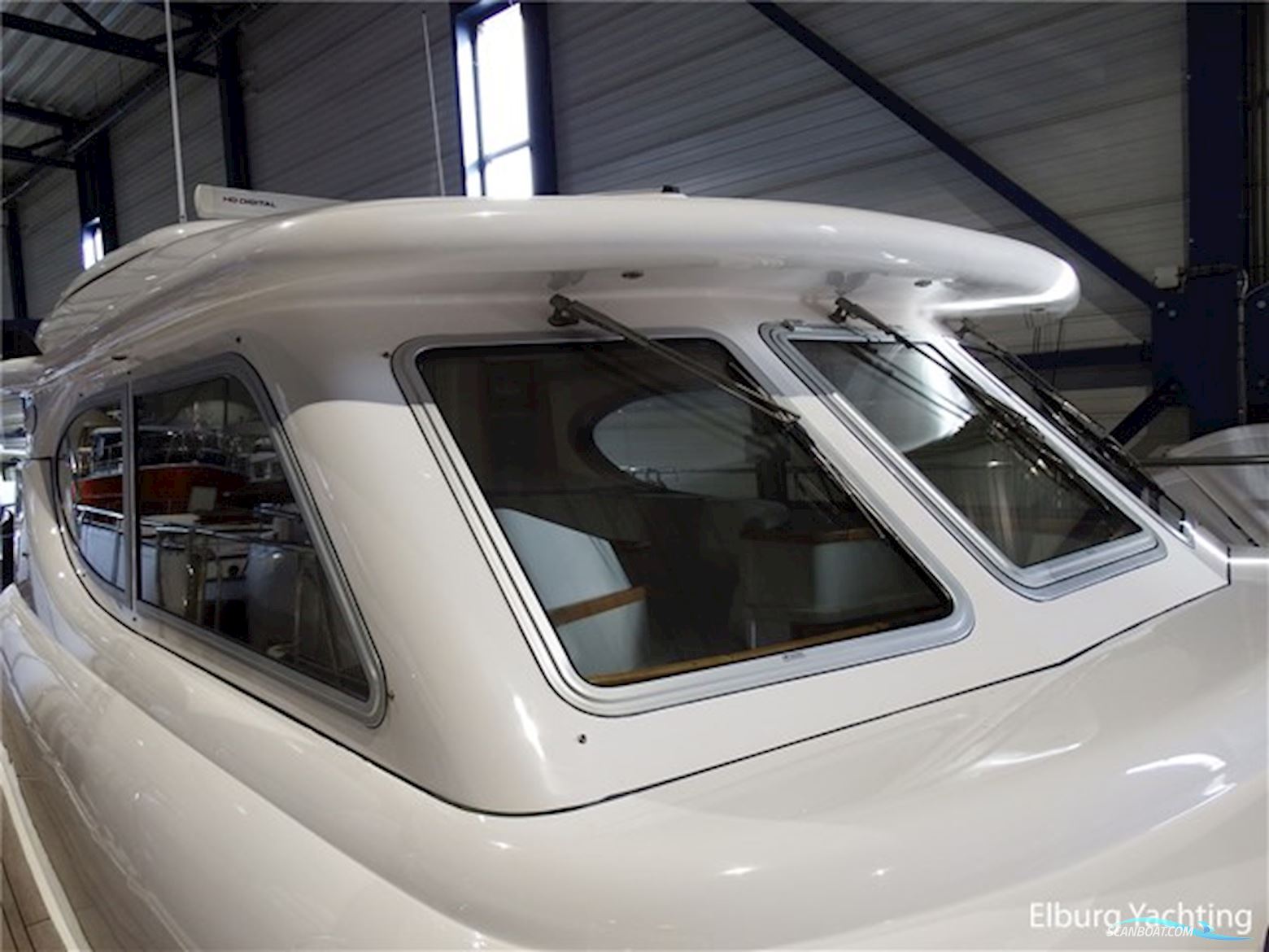 Elling E4 Ultimate - France Proof