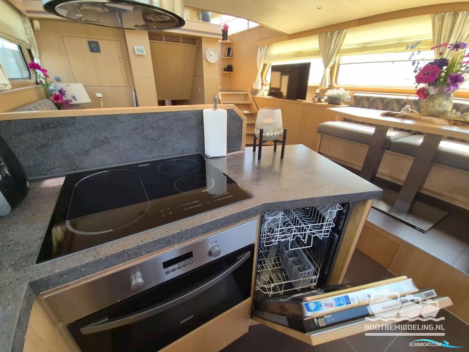 Euroship 1900 Pilothouse